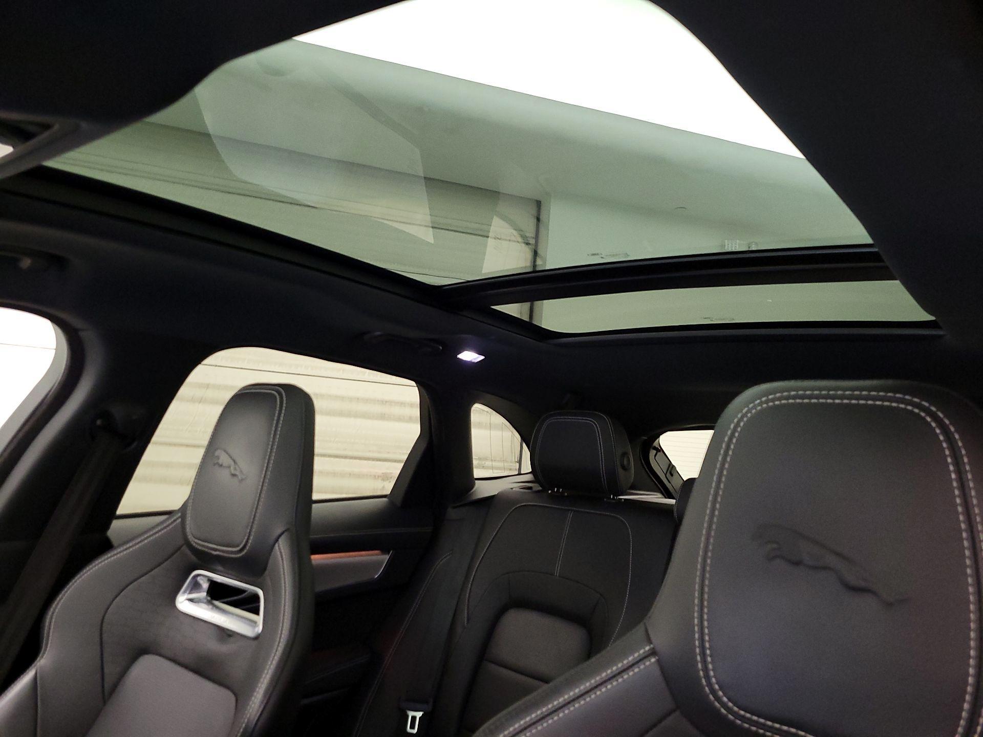 Thumbnail: 2024 Jaguar F-Pace - 20