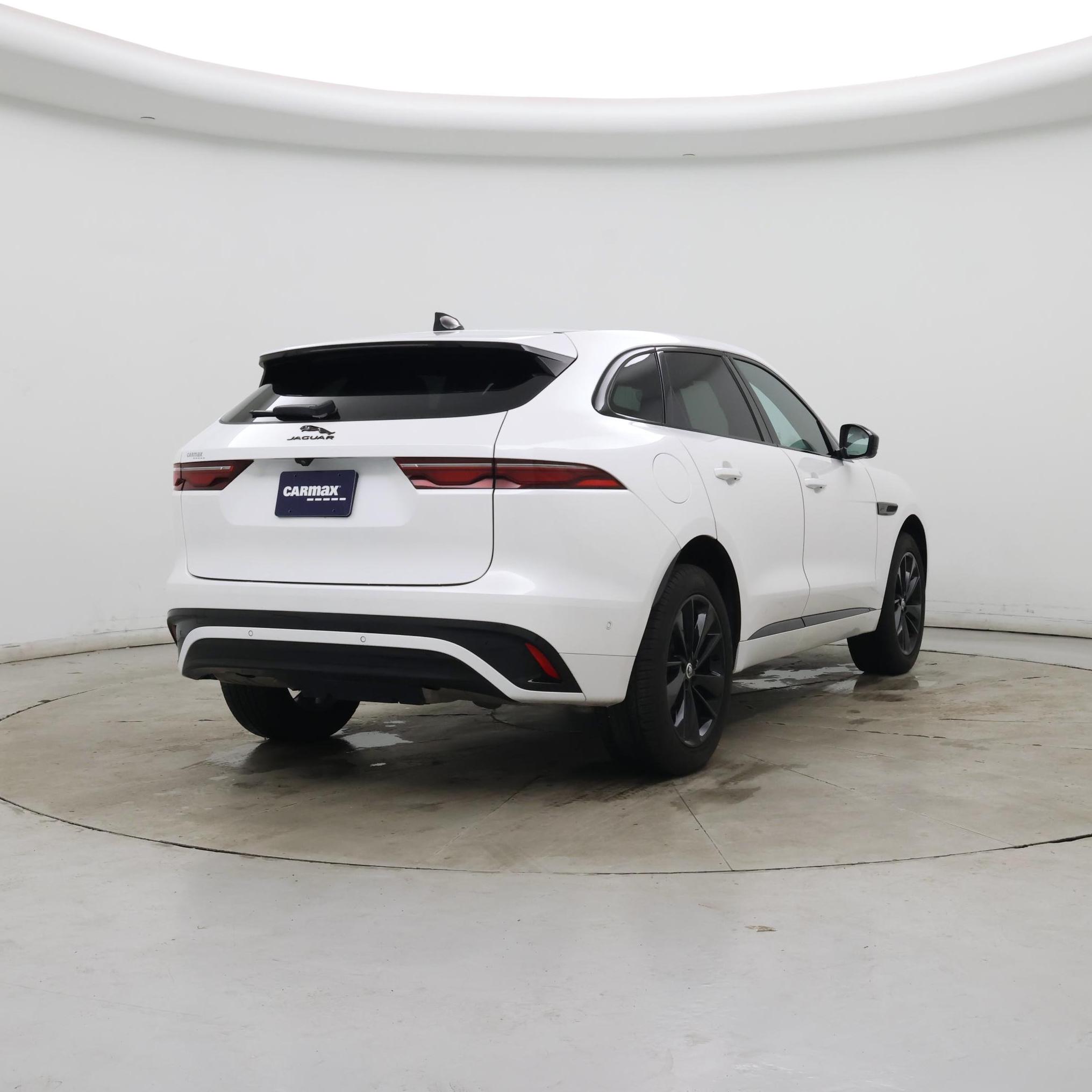 Thumbnail: 2024 Jaguar F-Pace - 8