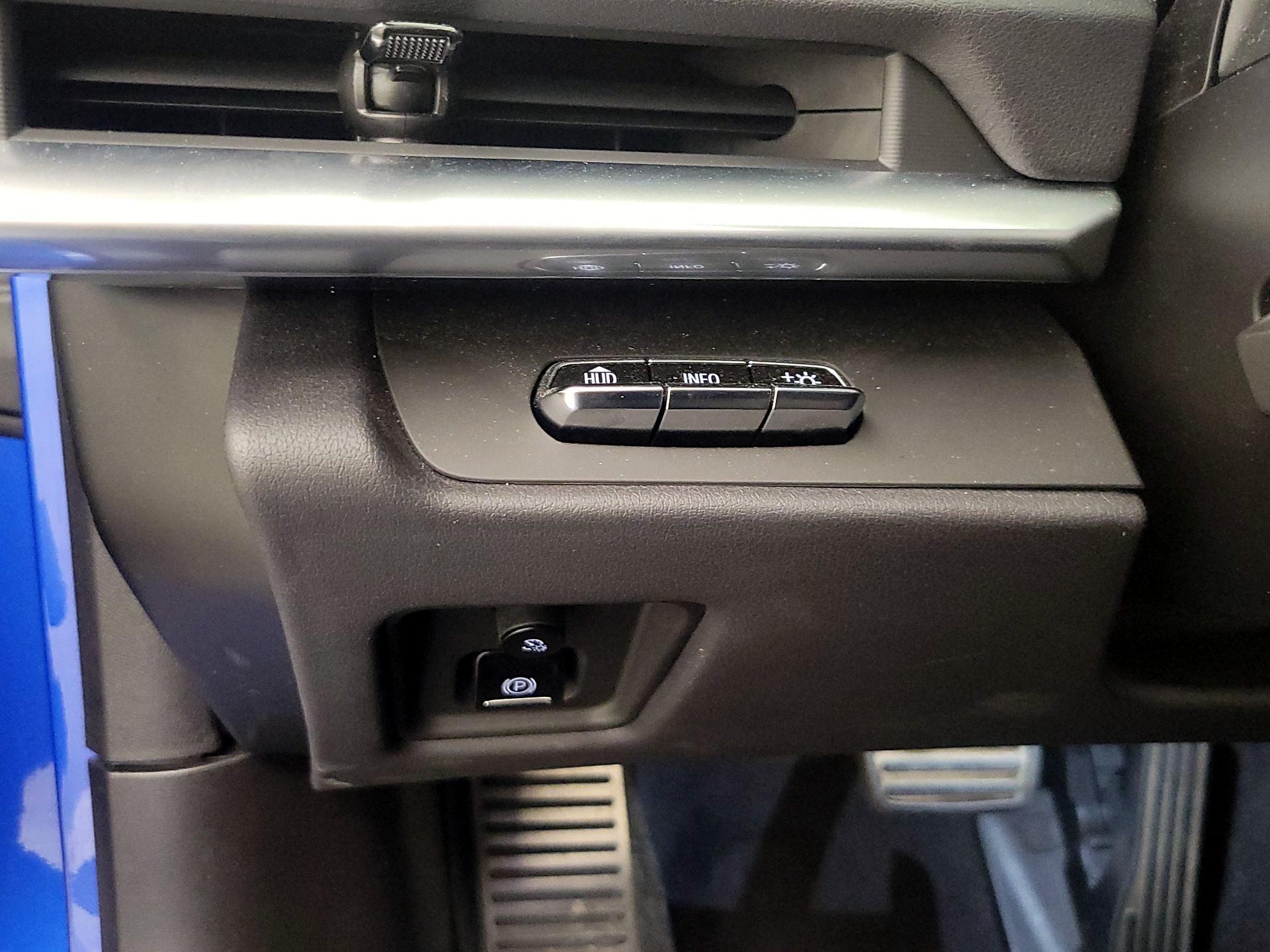 Thumbnail: 2022 Chevrolet Corvette - 13