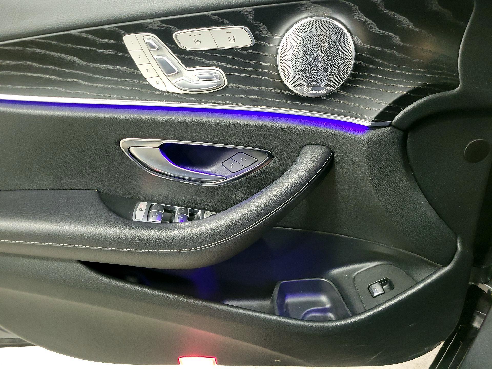 Thumbnail: 2018 Mercedes-Benz E-Class - 12