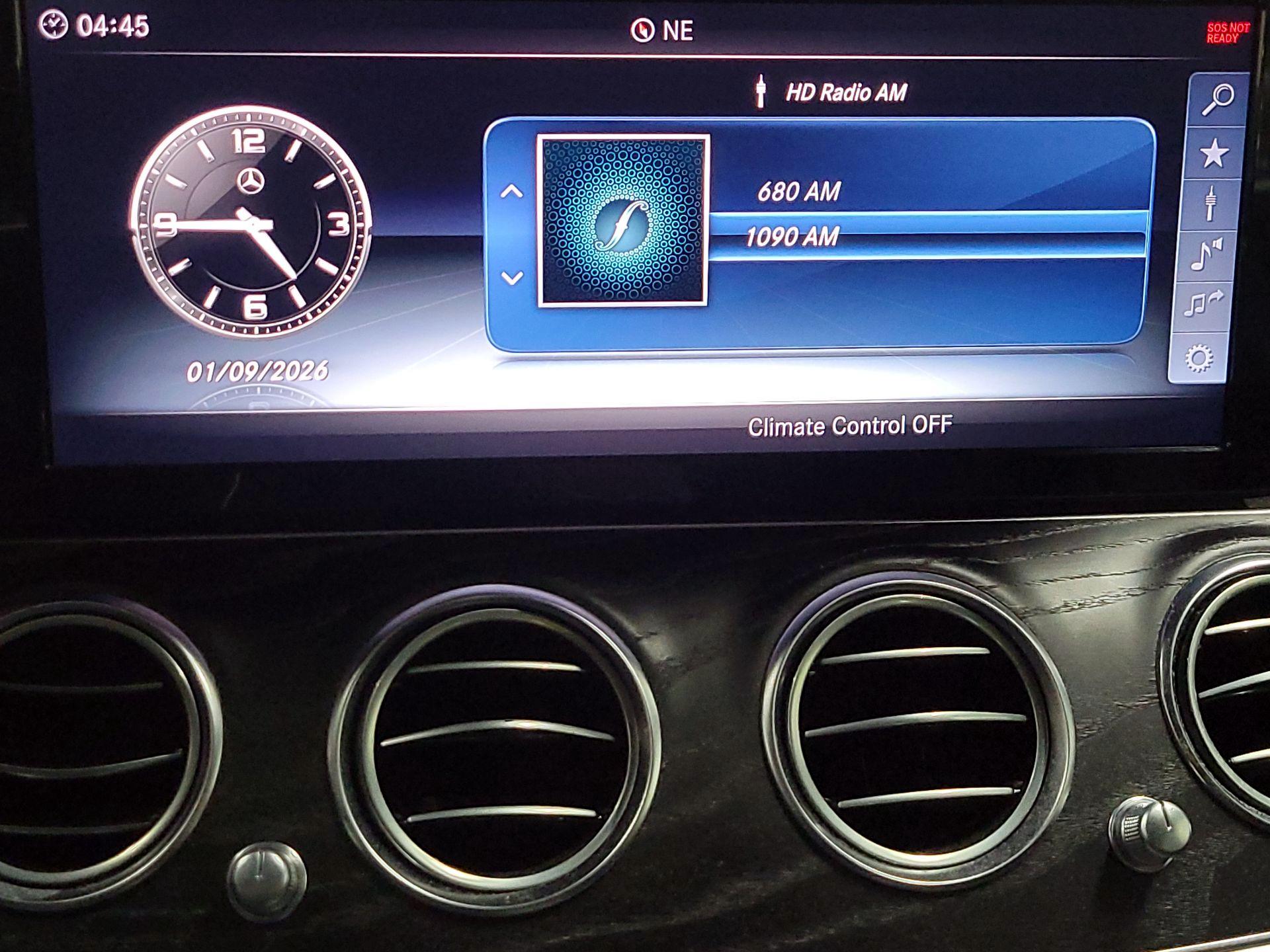 Thumbnail: 2018 Mercedes-Benz E-Class - 16