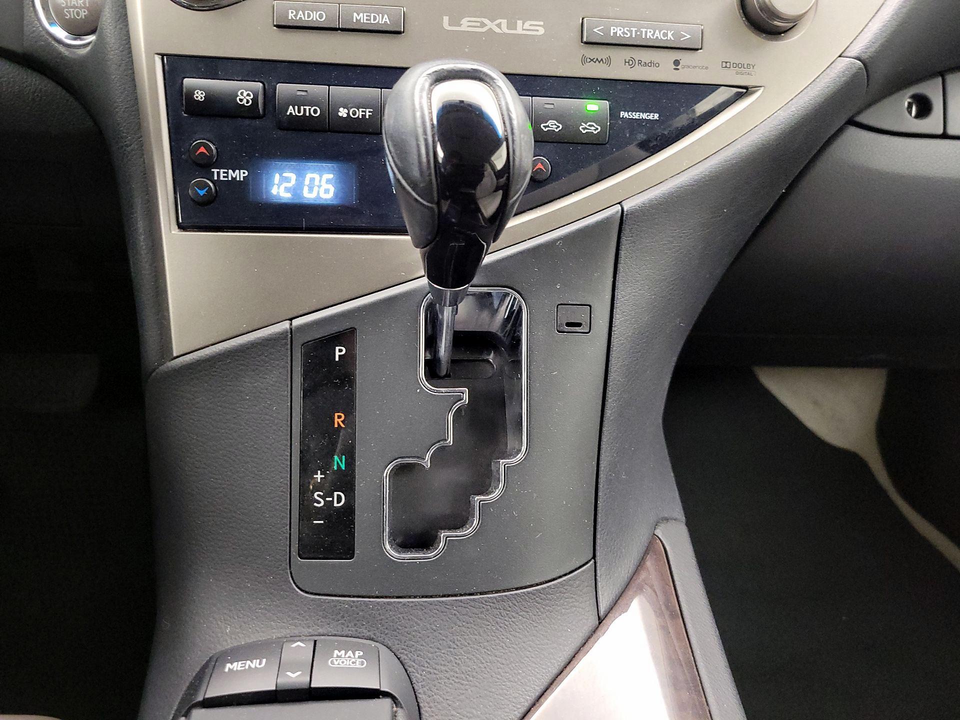 Thumbnail: 2015 Lexus RX - 18