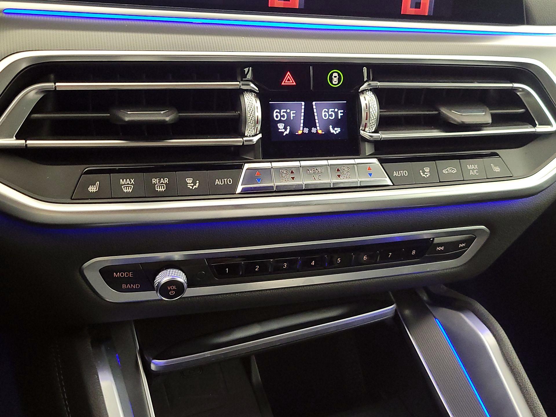 Thumbnail: 2021 BMW X6 - 17