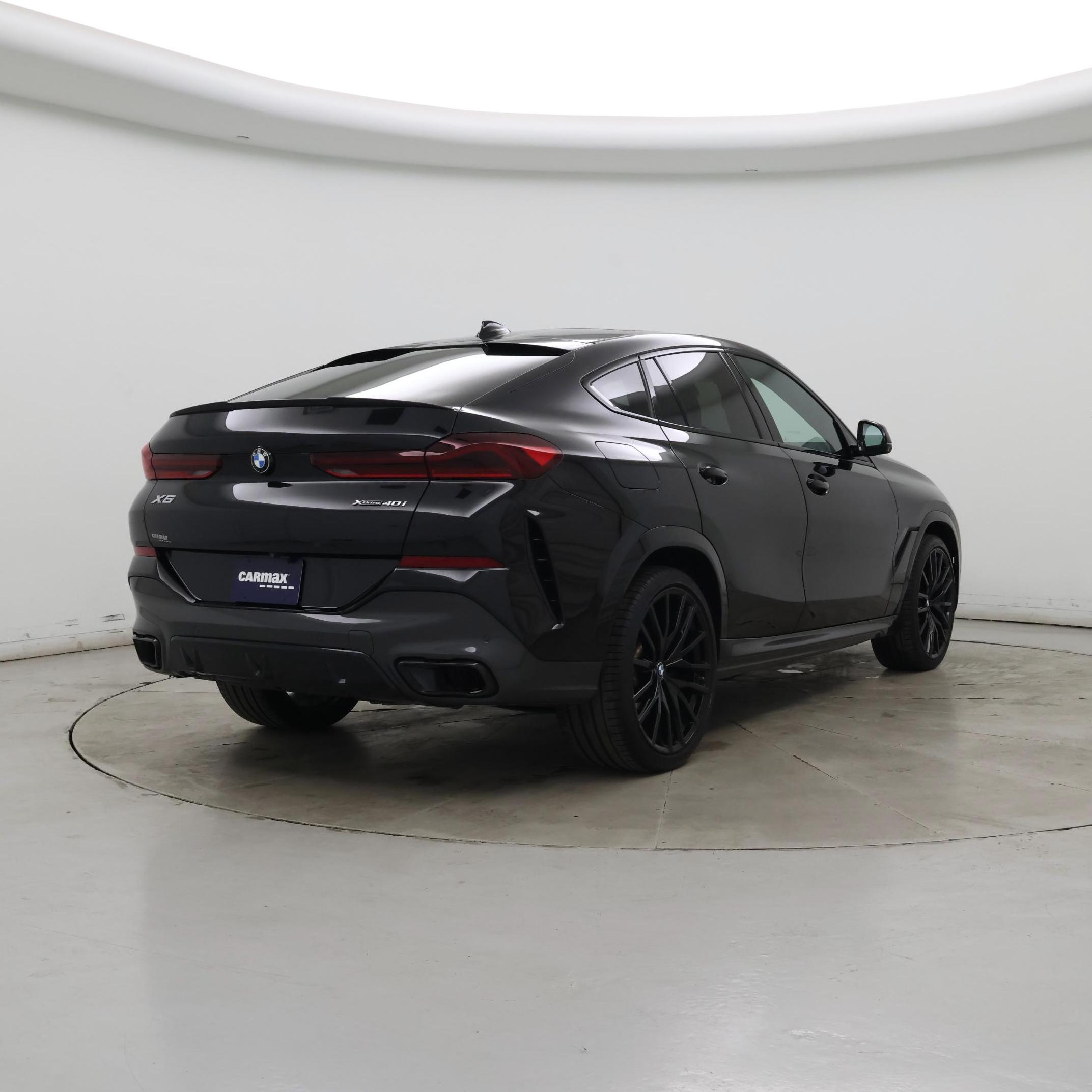 Thumbnail: 2021 BMW X6 - 8