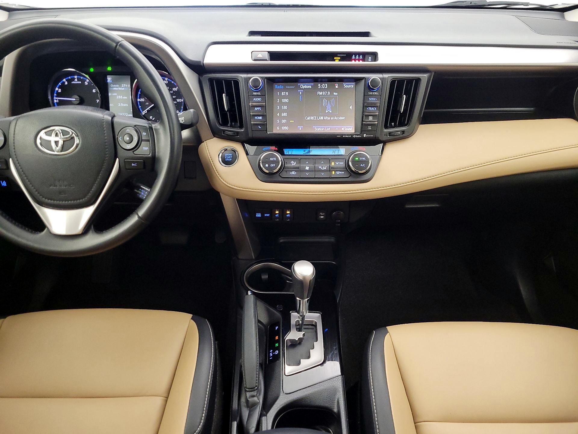 Thumbnail: 2018 Toyota RAV4 - 9