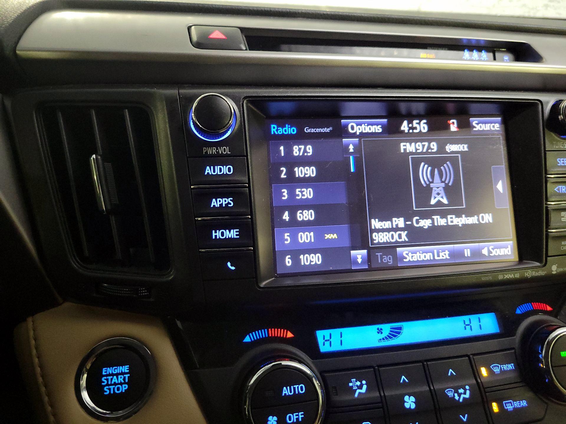 Thumbnail: 2018 Toyota RAV4 - 15