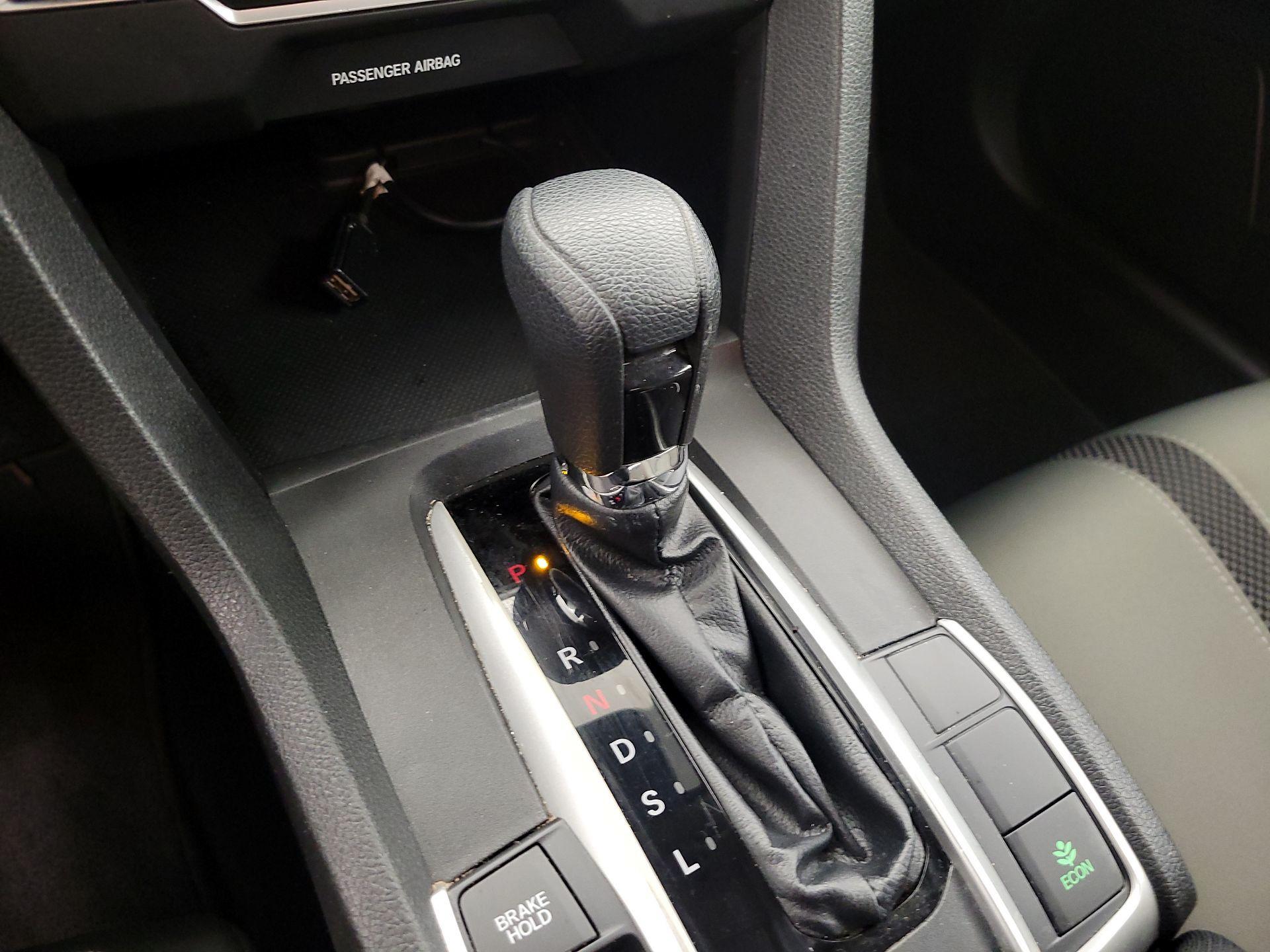 Thumbnail: 2019 Honda Civic - 17