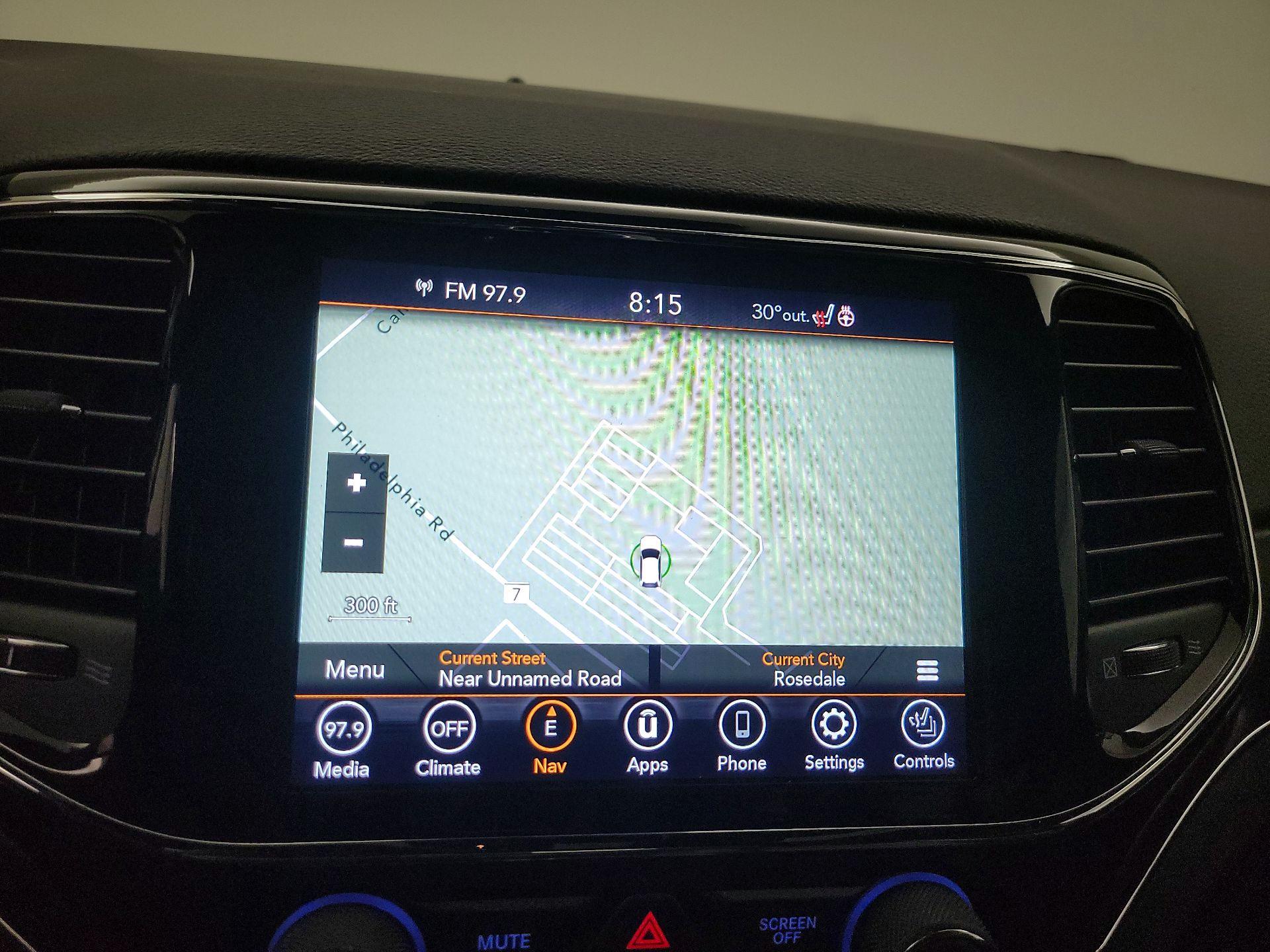 Thumbnail: 2021 Jeep Grand Cherokee - 14