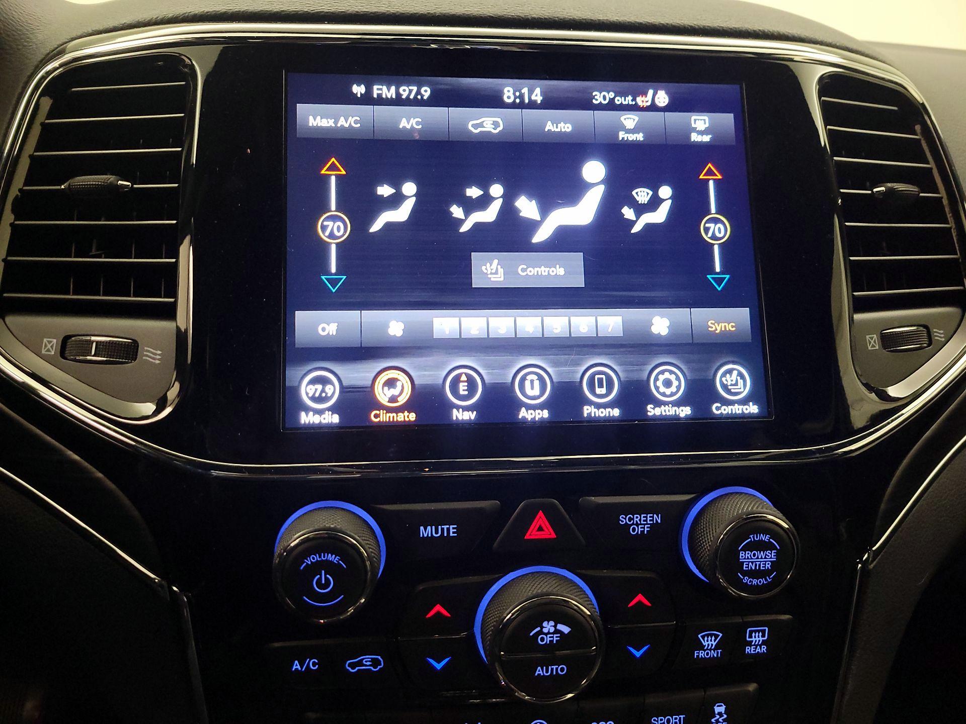 Thumbnail: 2021 Jeep Grand Cherokee - 17