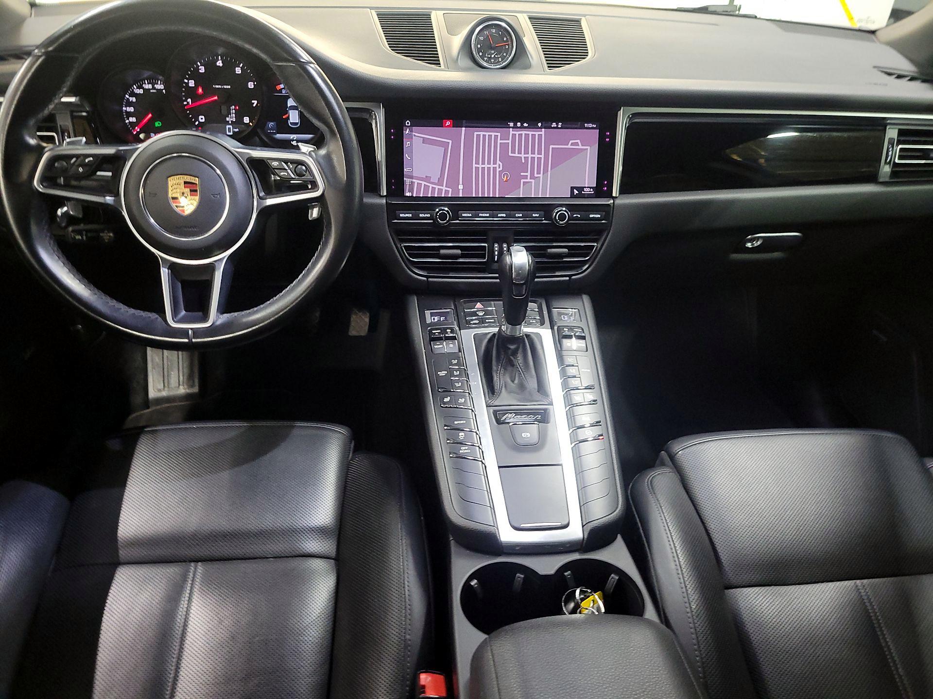 Thumbnail: 2020 Porsche Macan - 9