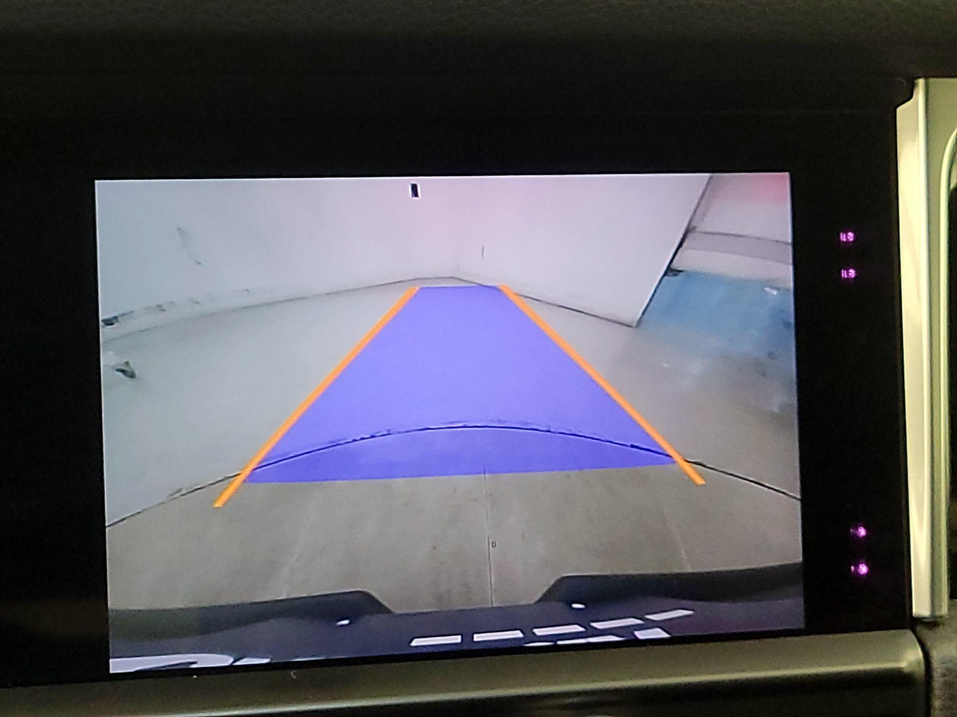 Thumbnail: 2020 Porsche Macan - 15