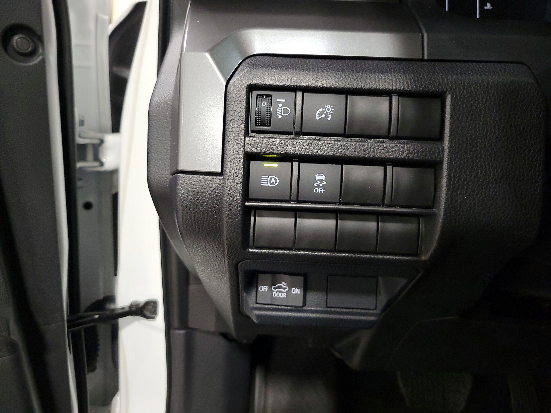 Thumbnail: 2024 Toyota Tacoma - 13