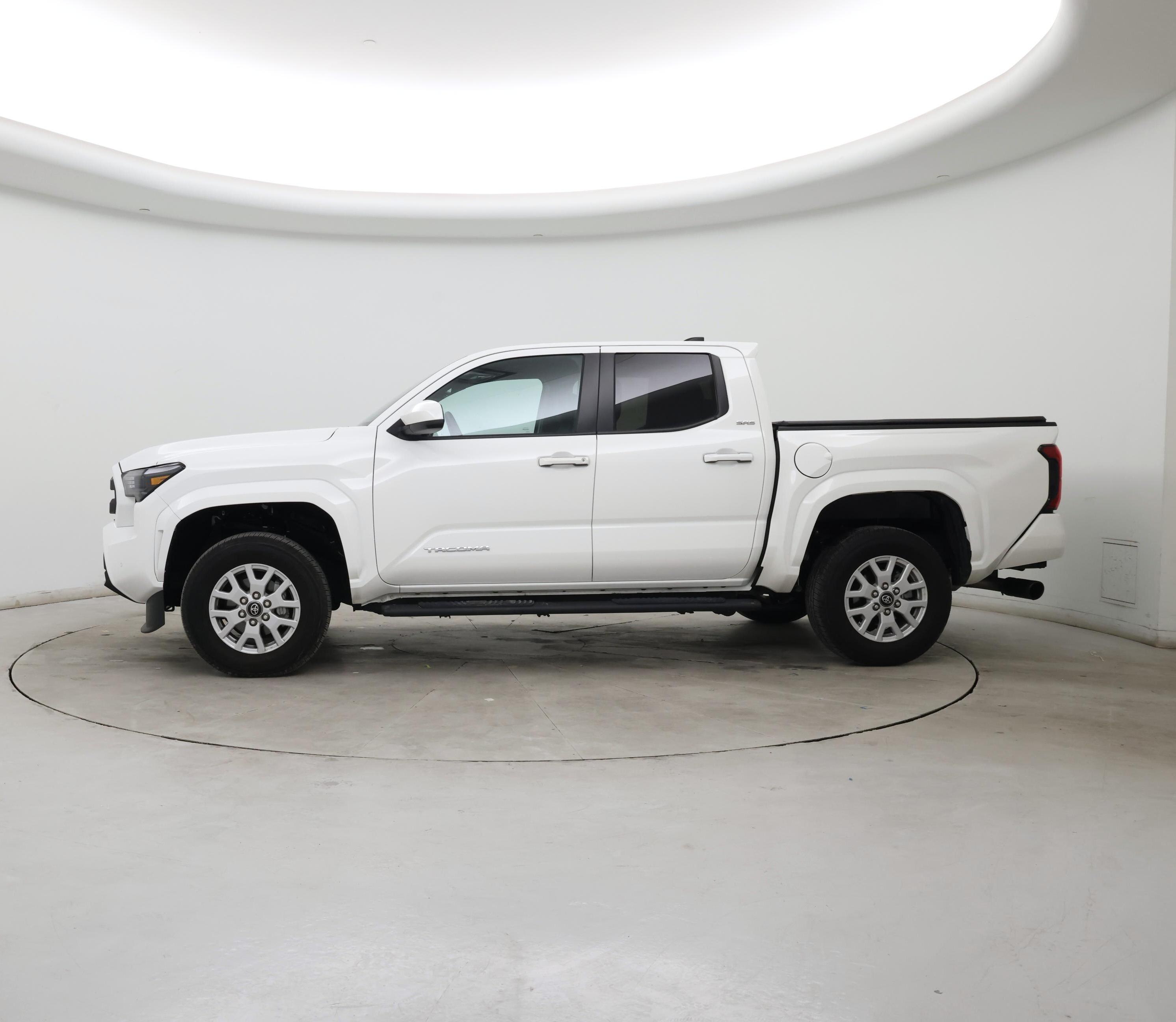 Thumbnail: 2024 Toyota Tacoma - 3