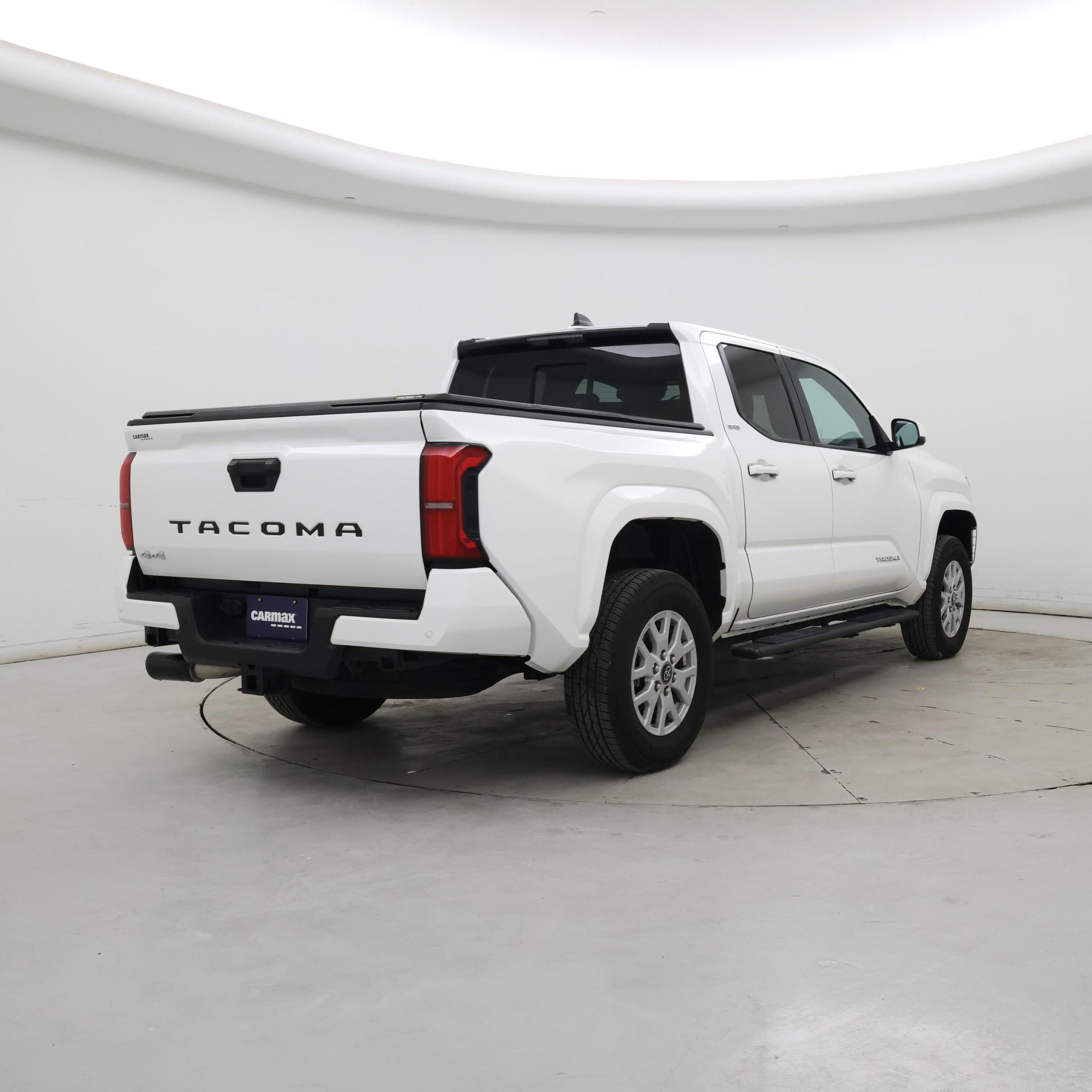 Thumbnail: 2024 Toyota Tacoma - 8