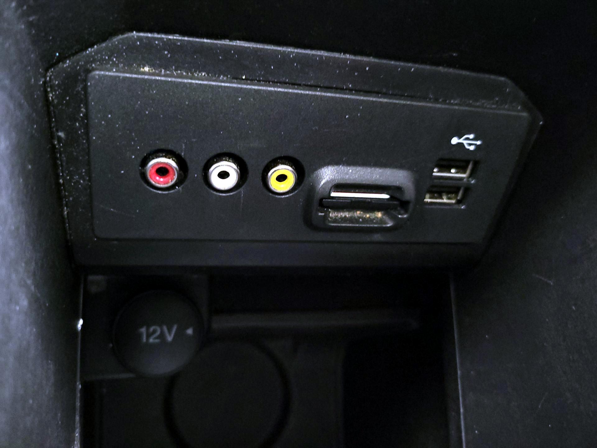 Thumbnail: 2014 Ford Escape - 19