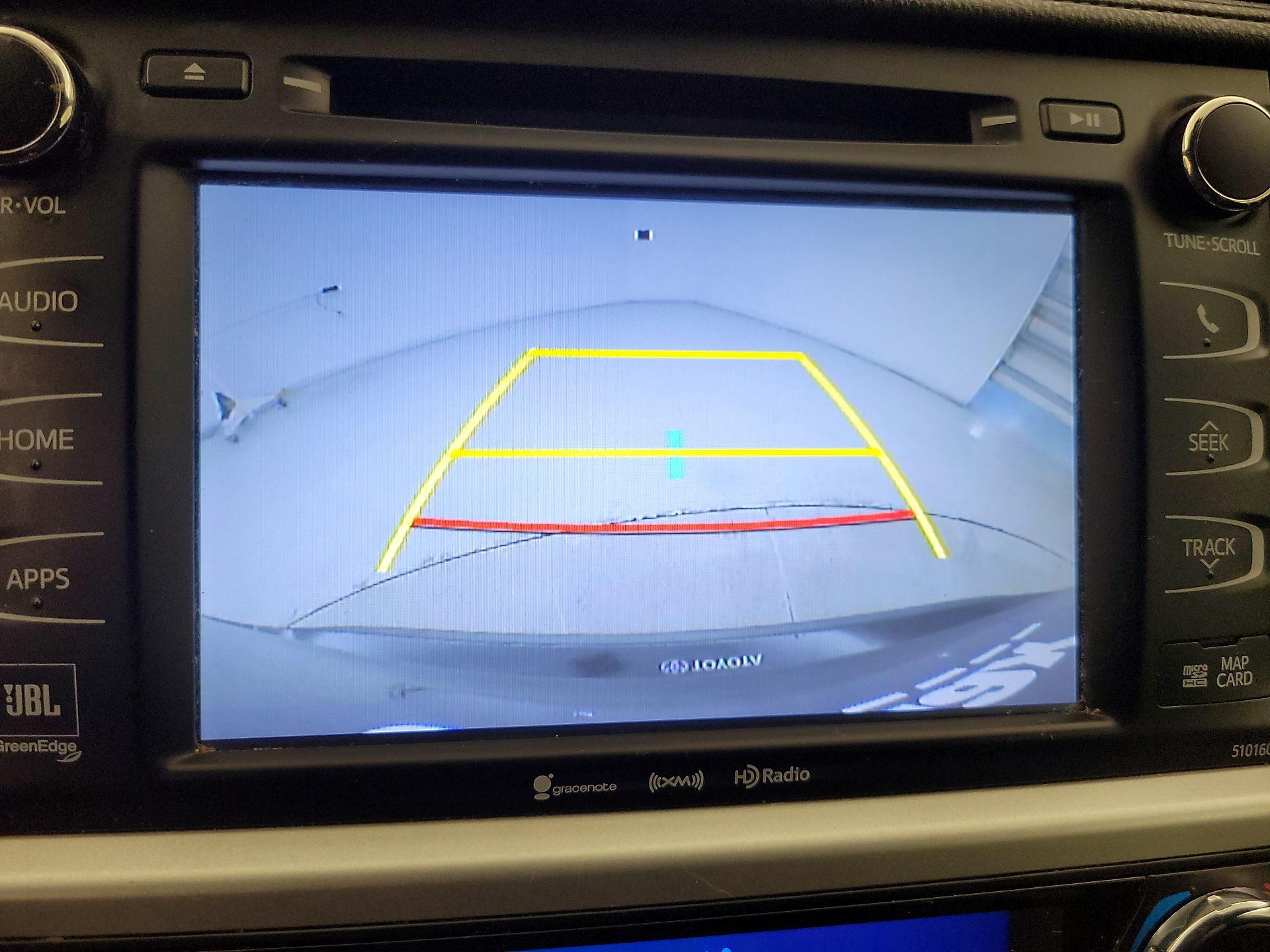 Thumbnail: 2016 Toyota Highlander - 15