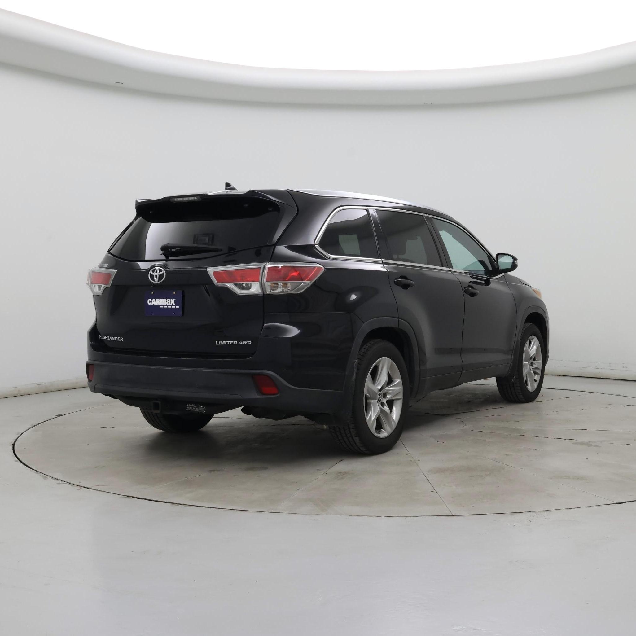 Thumbnail: 2016 Toyota Highlander - 8