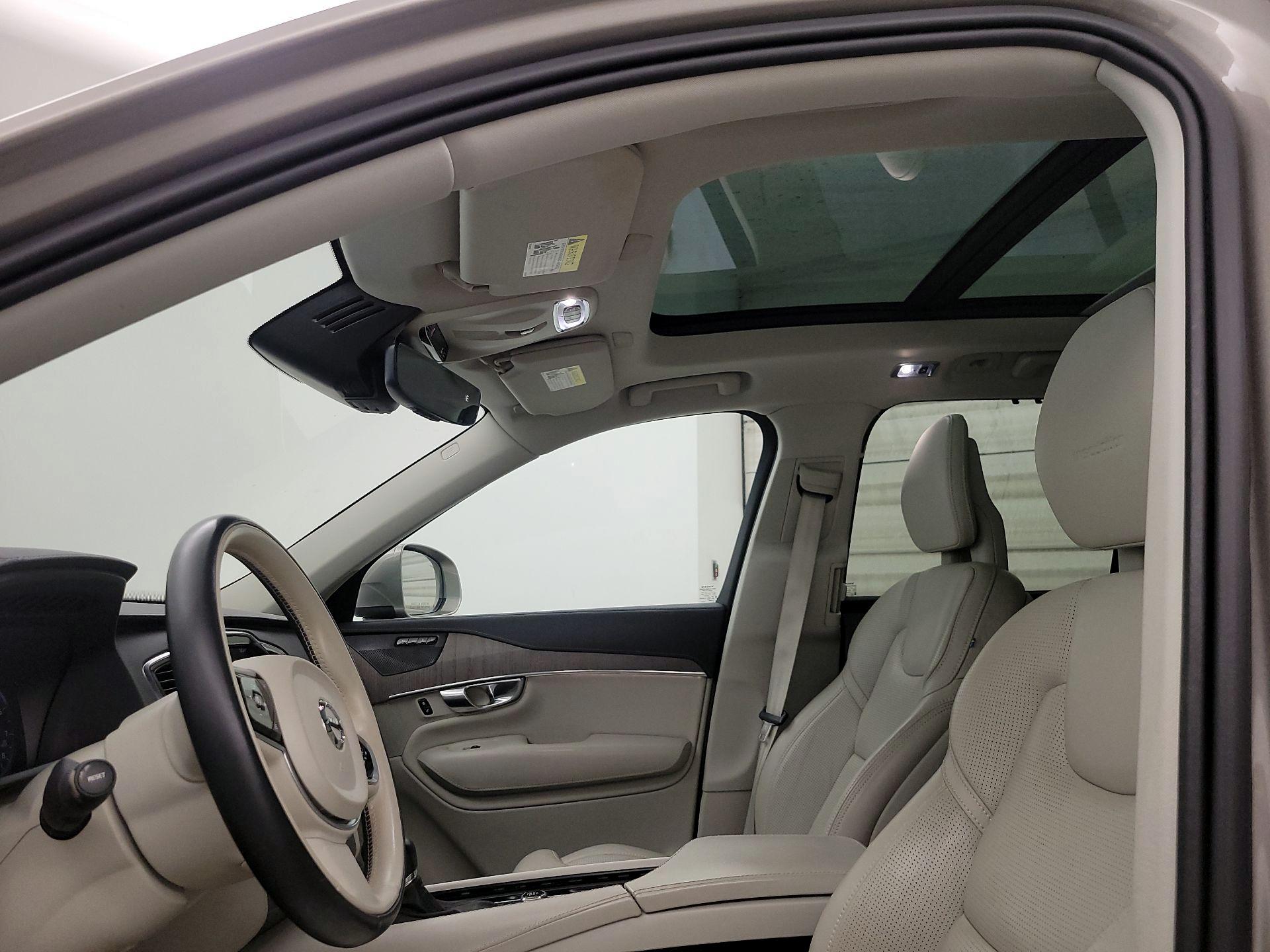 Thumbnail: 2020 Volvo XC90 - 20