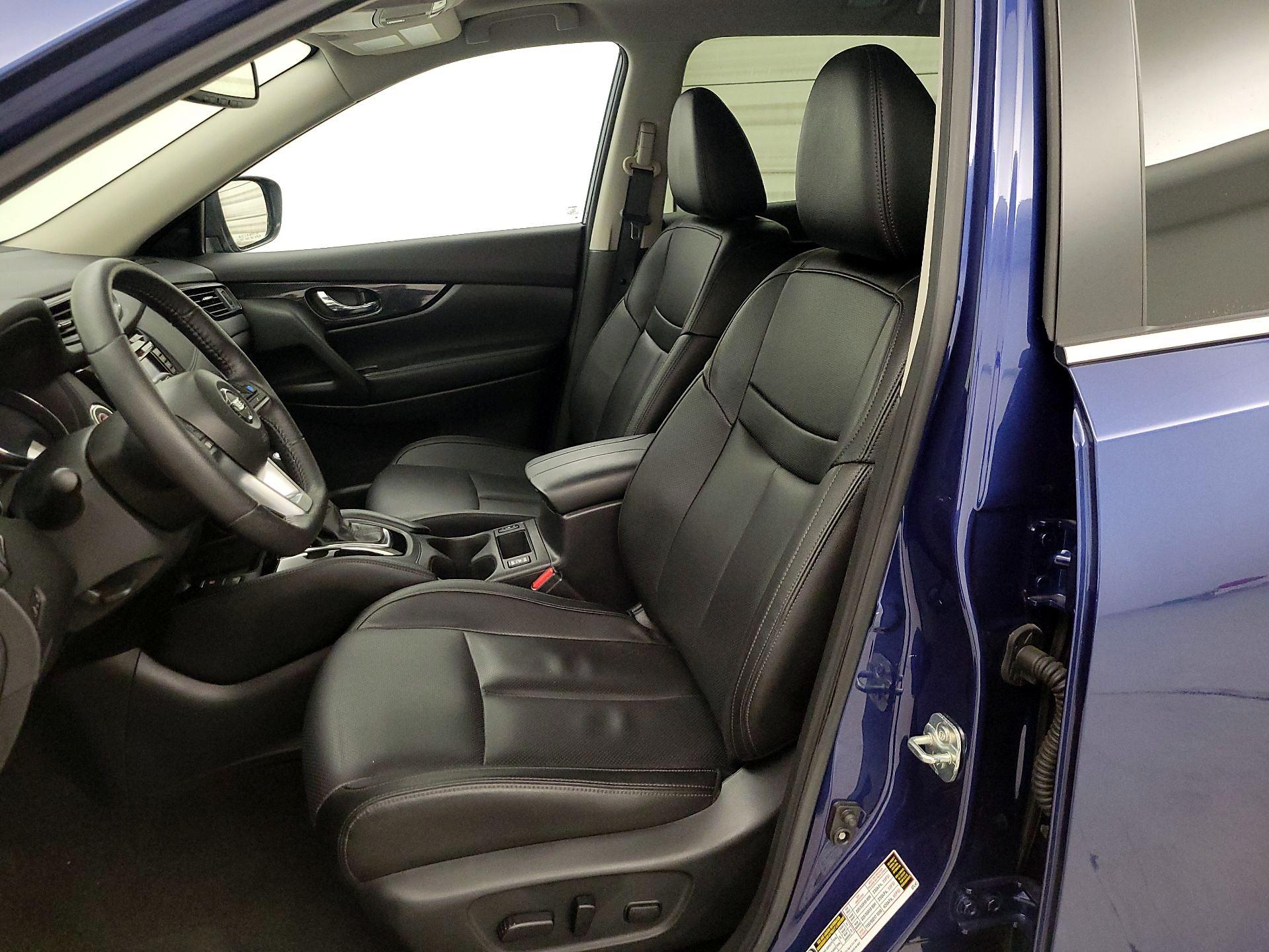 Thumbnail: 2020 Nissan Rogue - 11