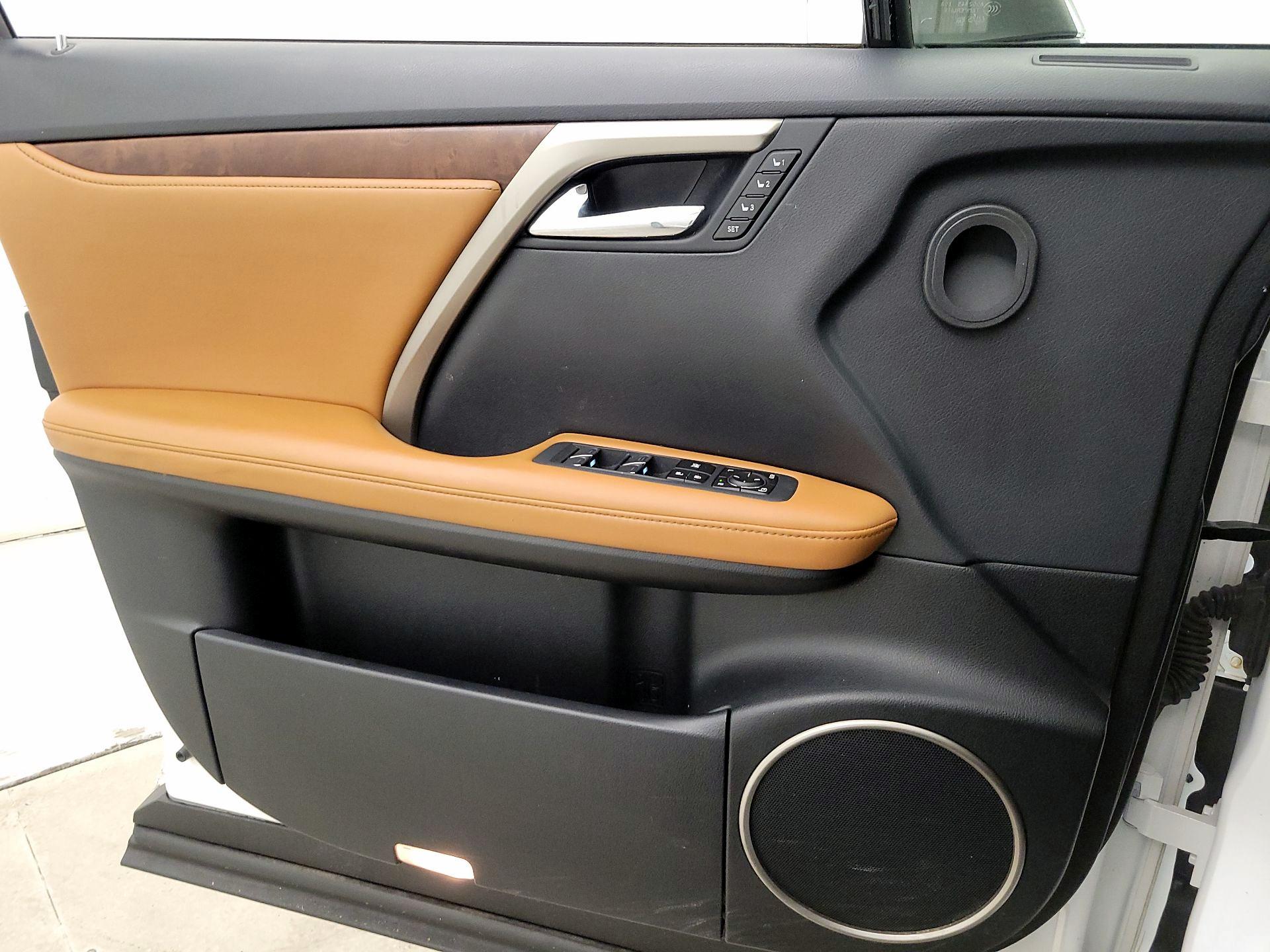 Thumbnail: 2021 Lexus RX - 12