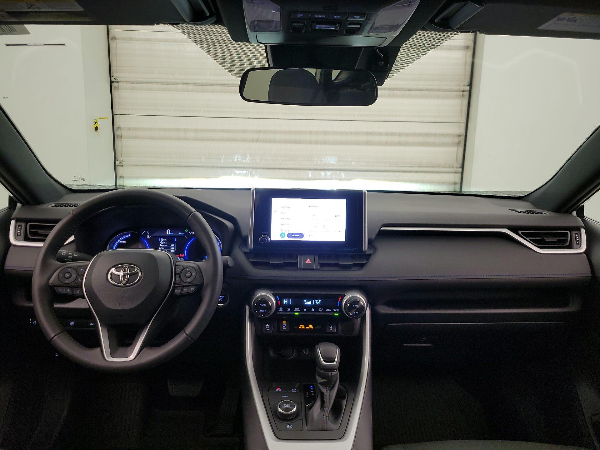 Thumbnail: 2023 Toyota RAV4 - 9