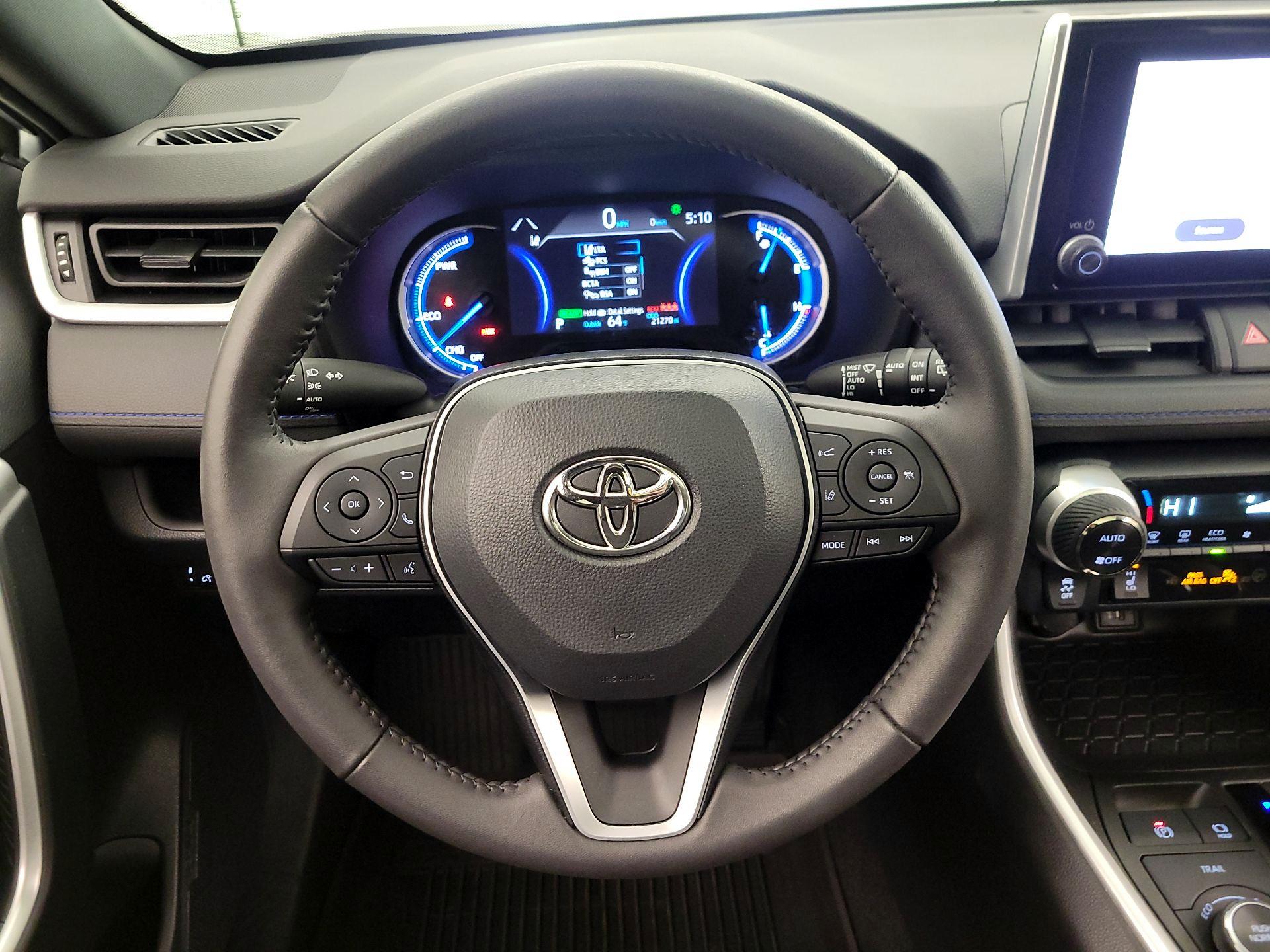 Thumbnail: 2023 Toyota RAV4 - 10