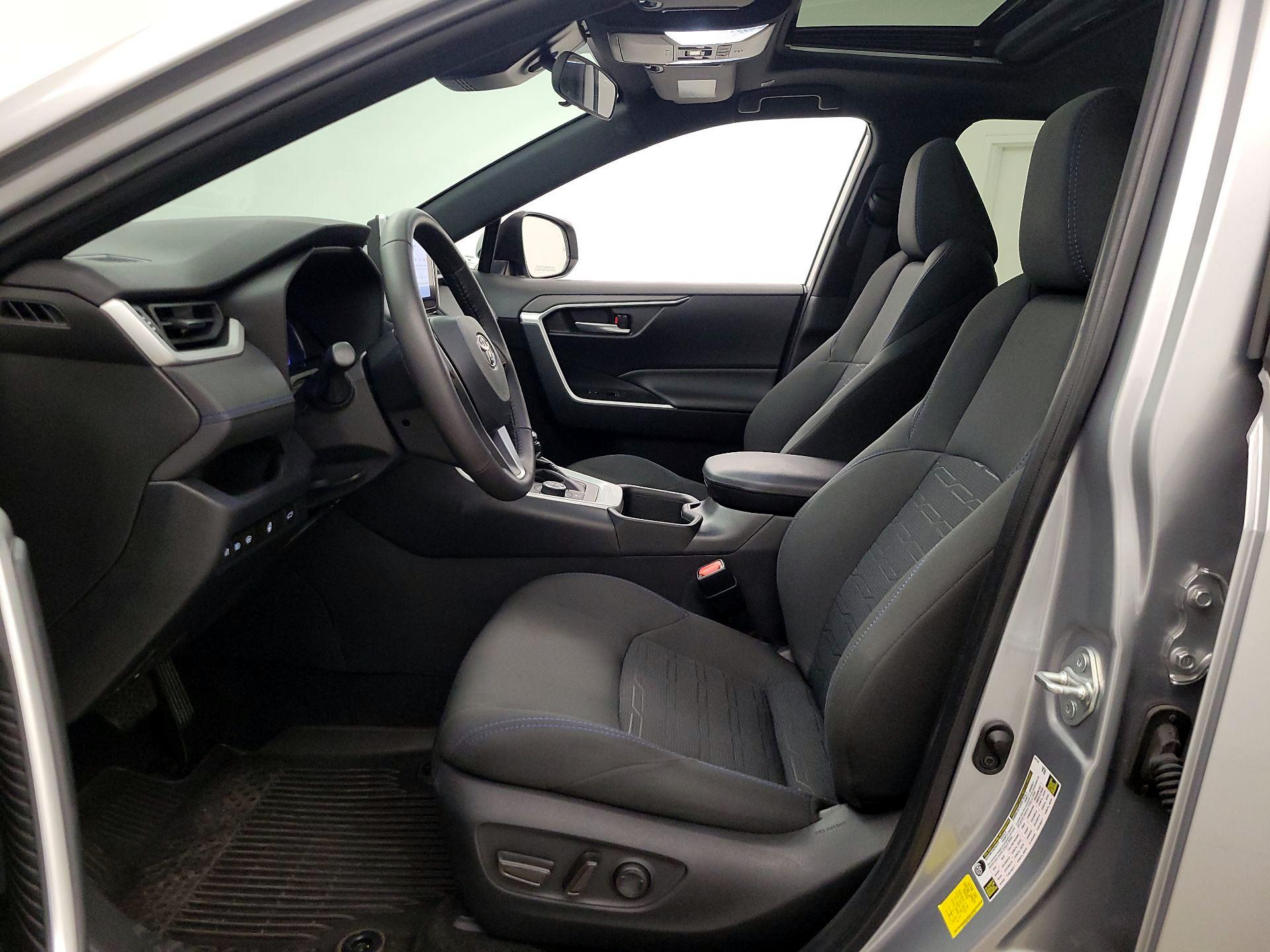 Thumbnail: 2023 Toyota RAV4 - 11