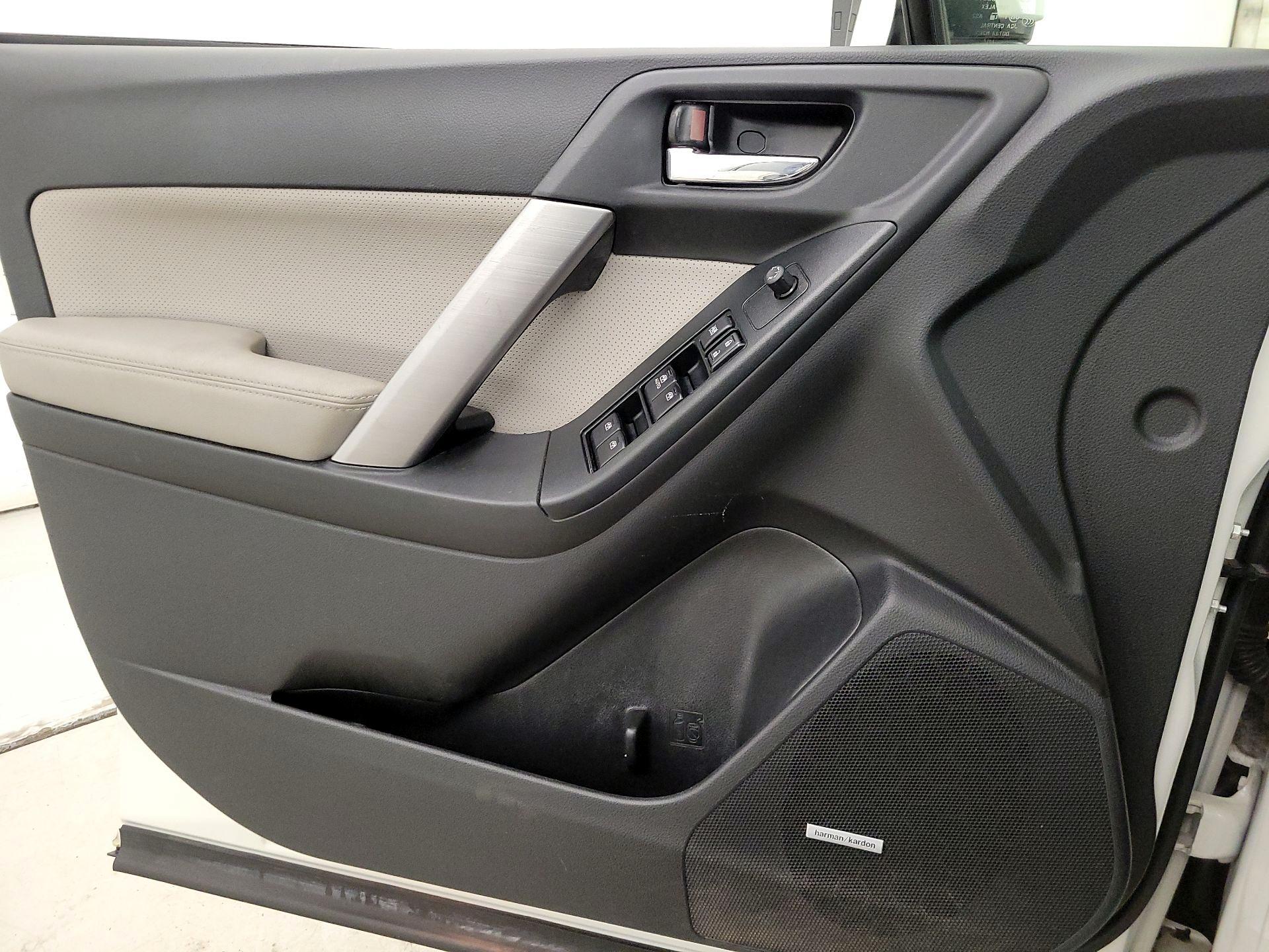 Thumbnail: 2016 Subaru Forester - 12