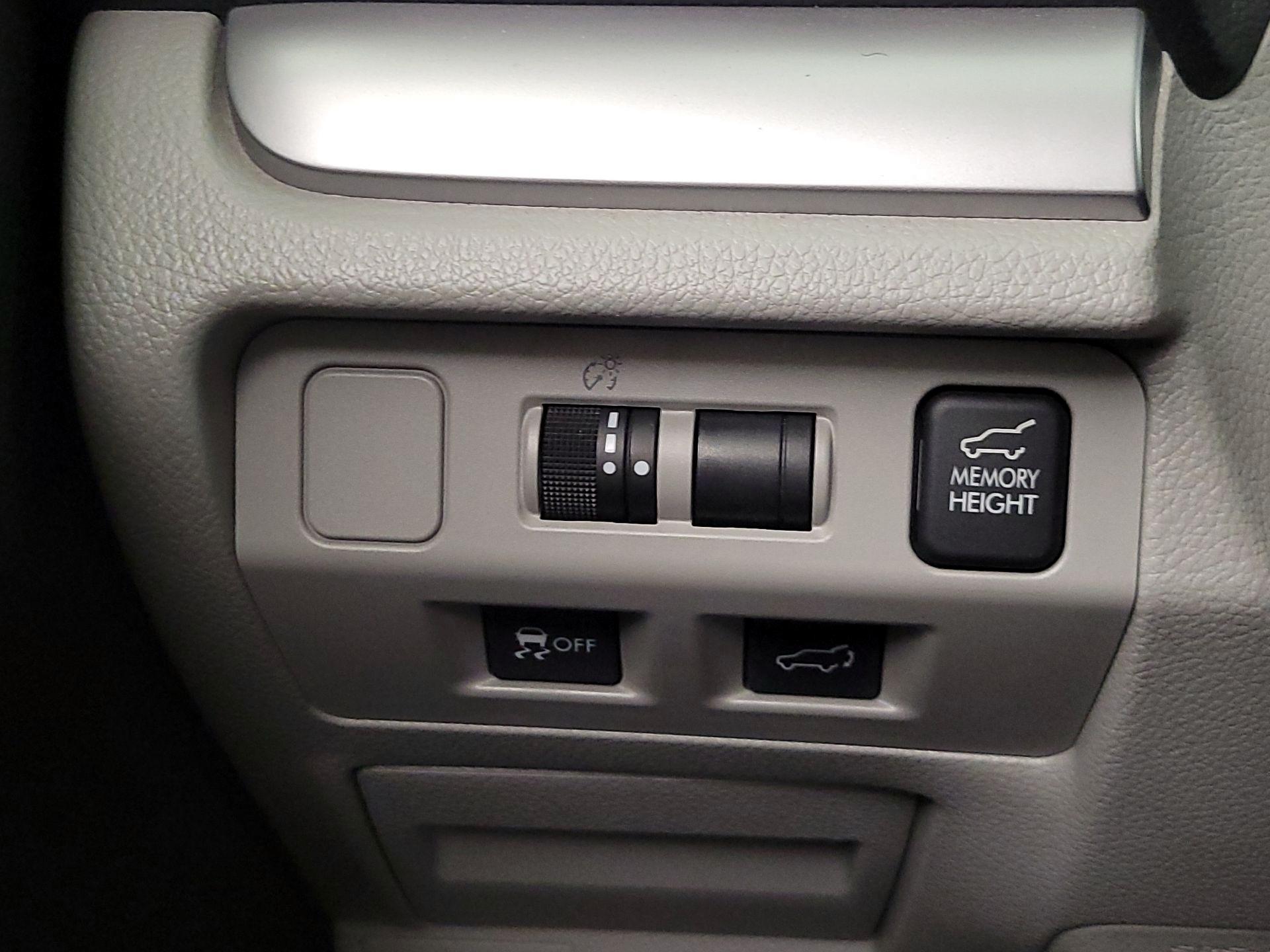 Thumbnail: 2016 Subaru Forester - 13