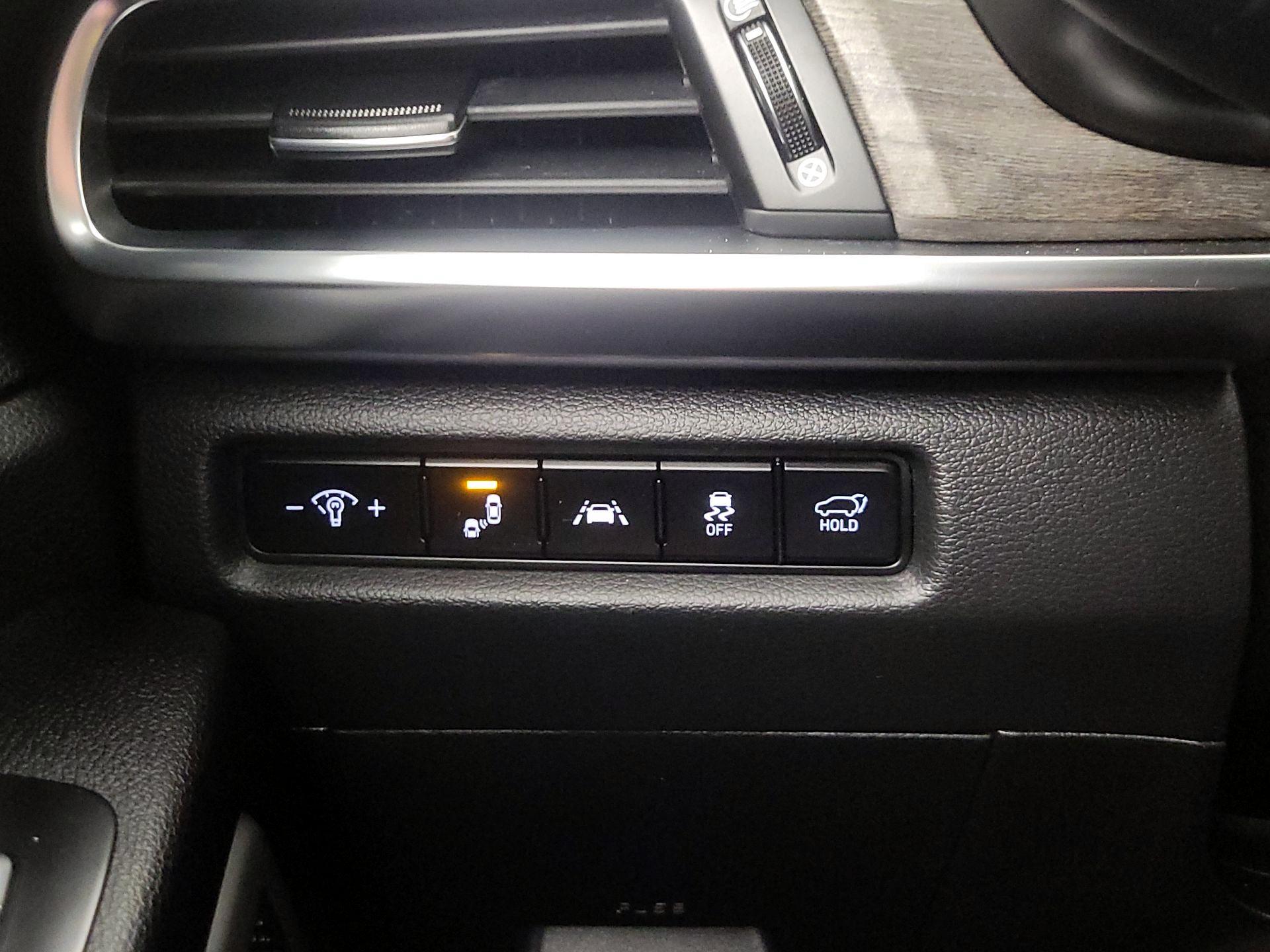 Thumbnail: 2020 Kia Telluride - 13