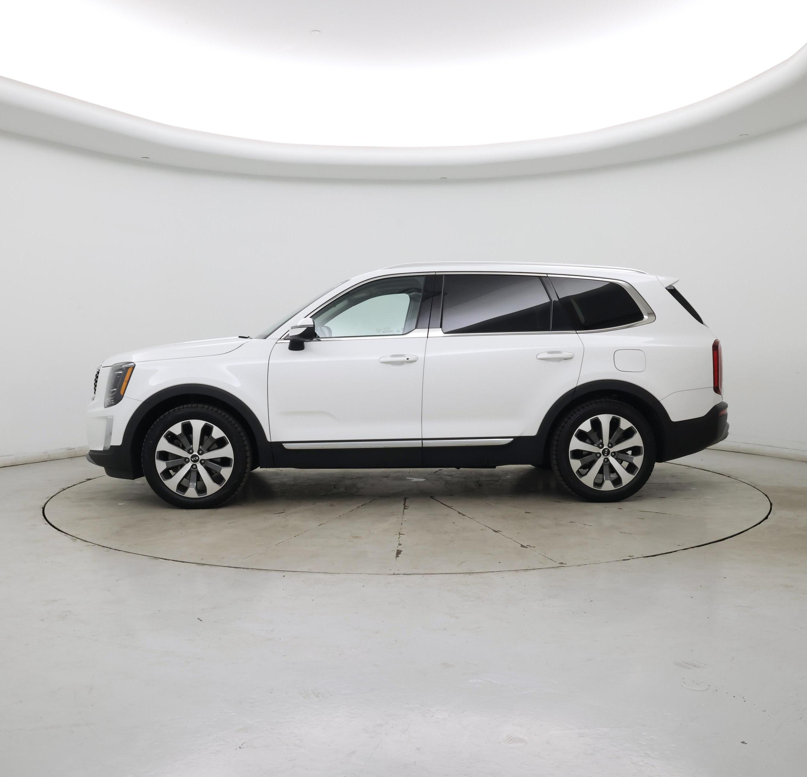 Thumbnail: 2020 Kia Telluride - 3