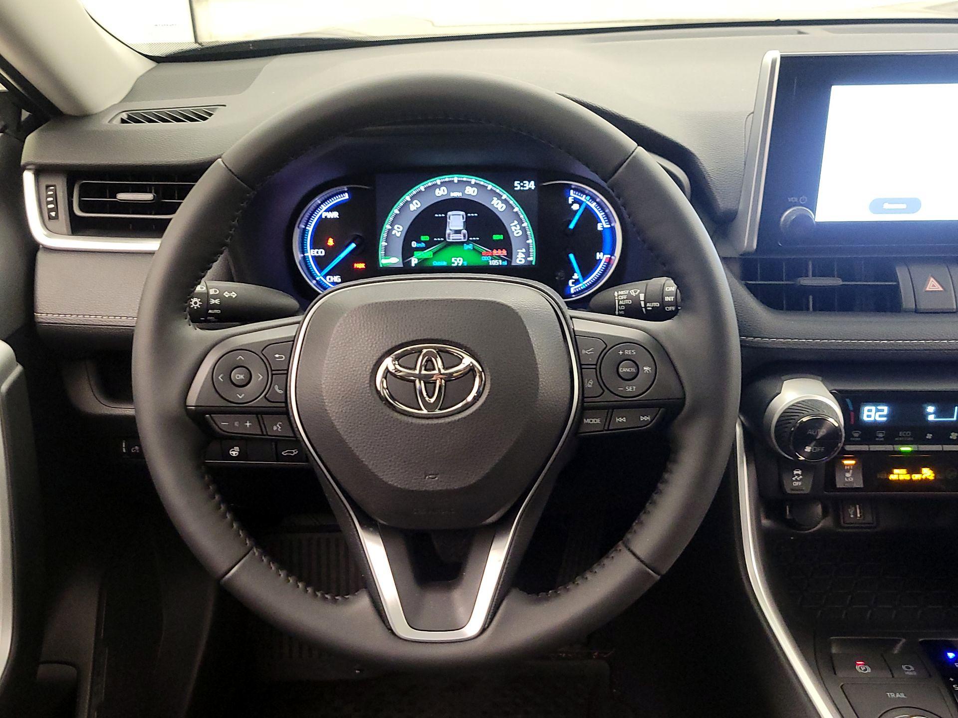 Thumbnail: 2025 Toyota RAV4 - 10