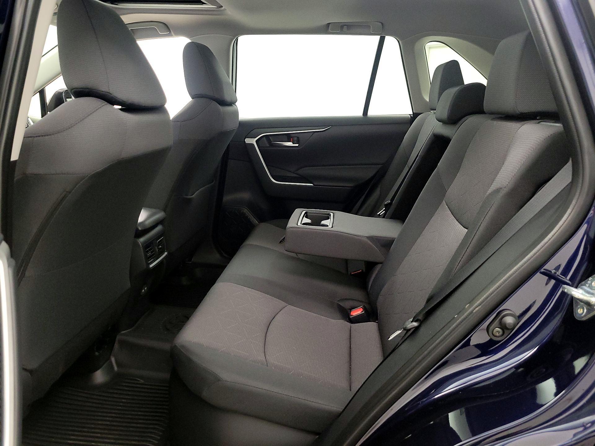 Thumbnail: 2025 Toyota RAV4 - 20