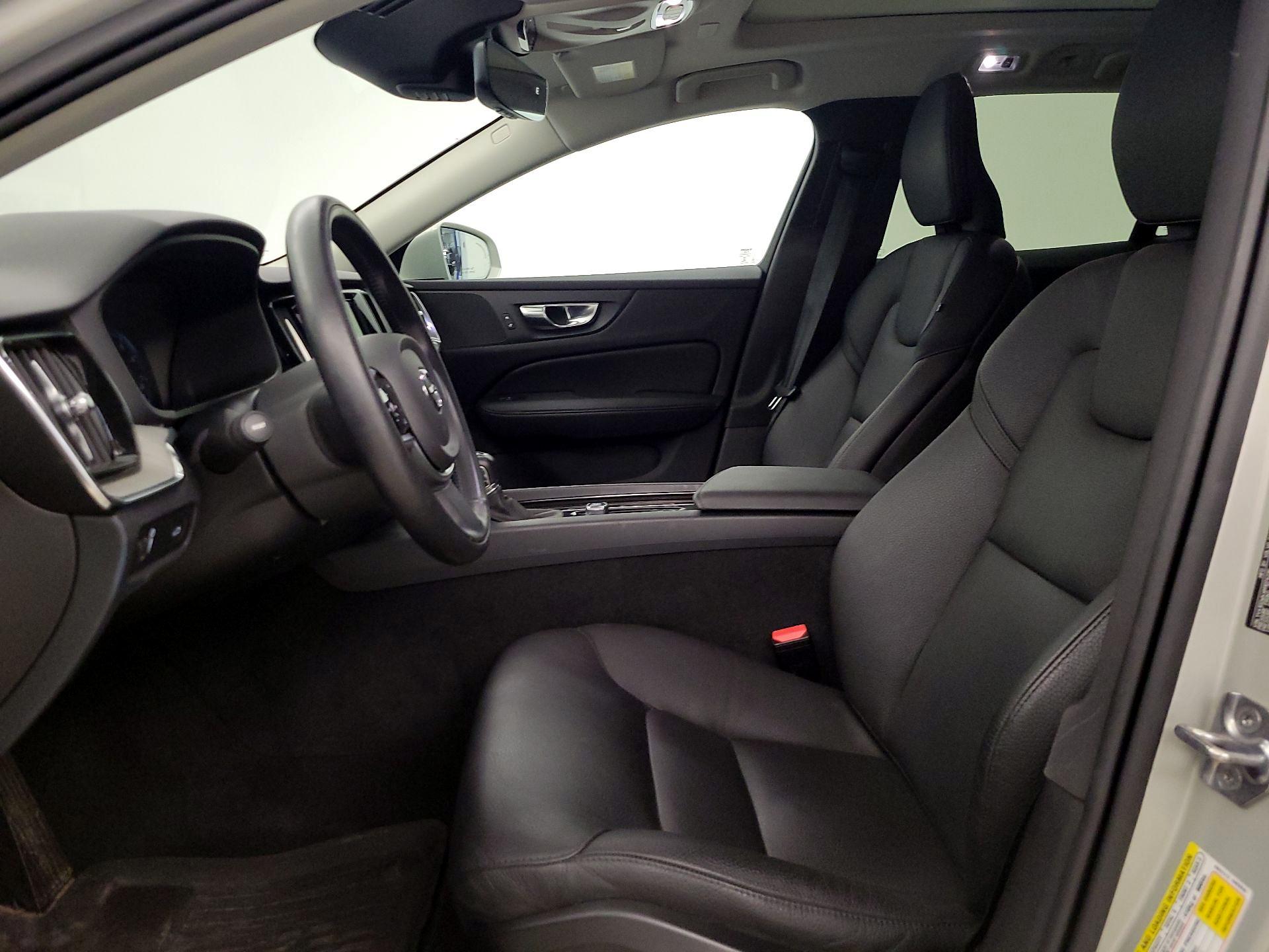 Thumbnail: 2021 Volvo S60 - 11