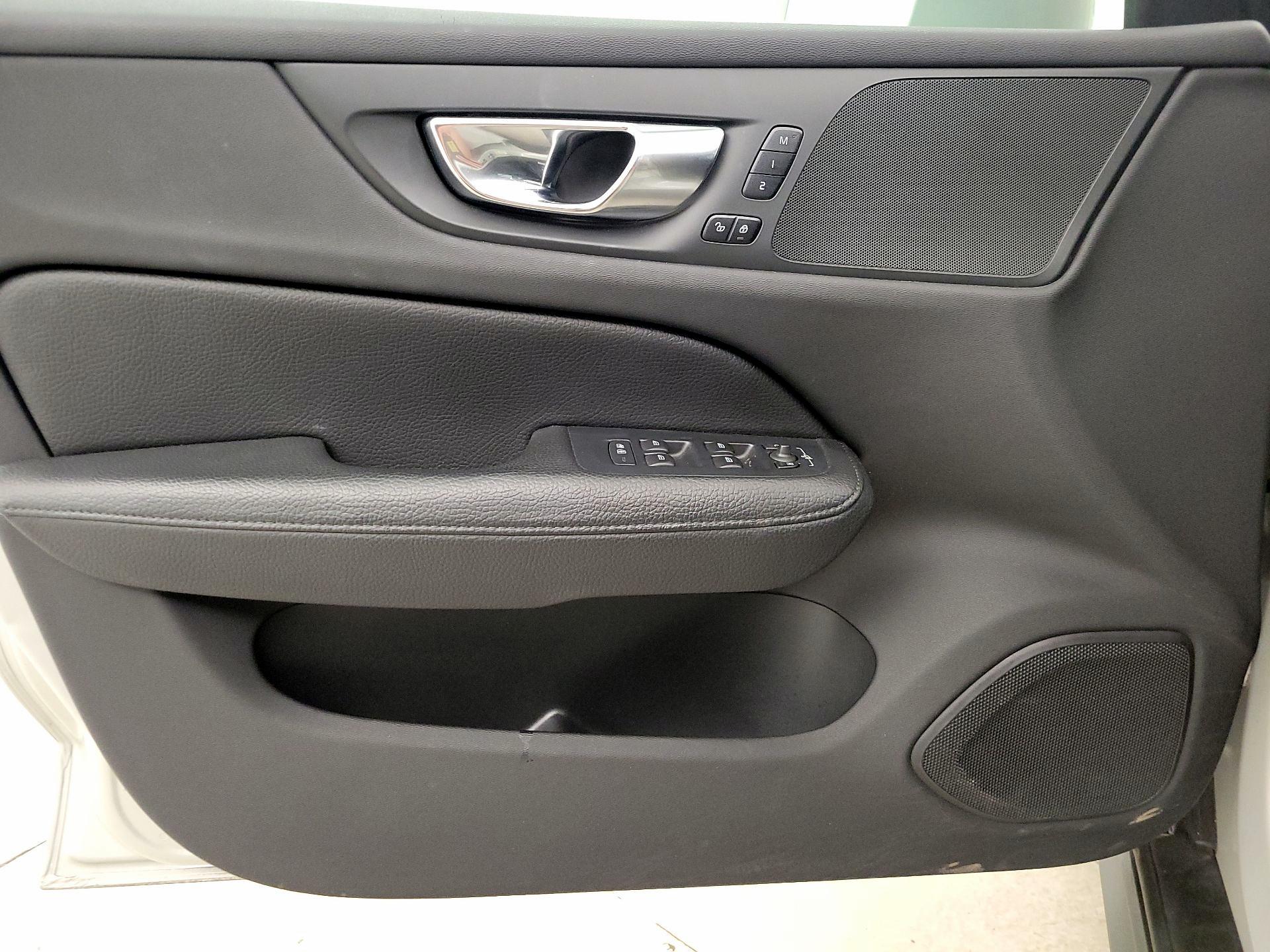 Thumbnail: 2021 Volvo S60 - 12