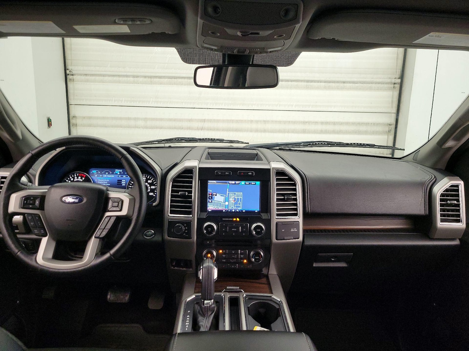 2015 Ford F-150 Lariat - Photo 10