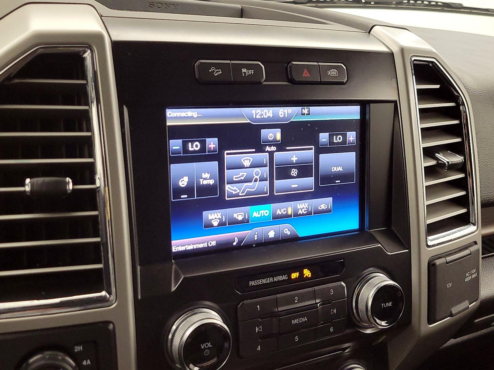 2015 Ford F-150 Lariat - Photo 18