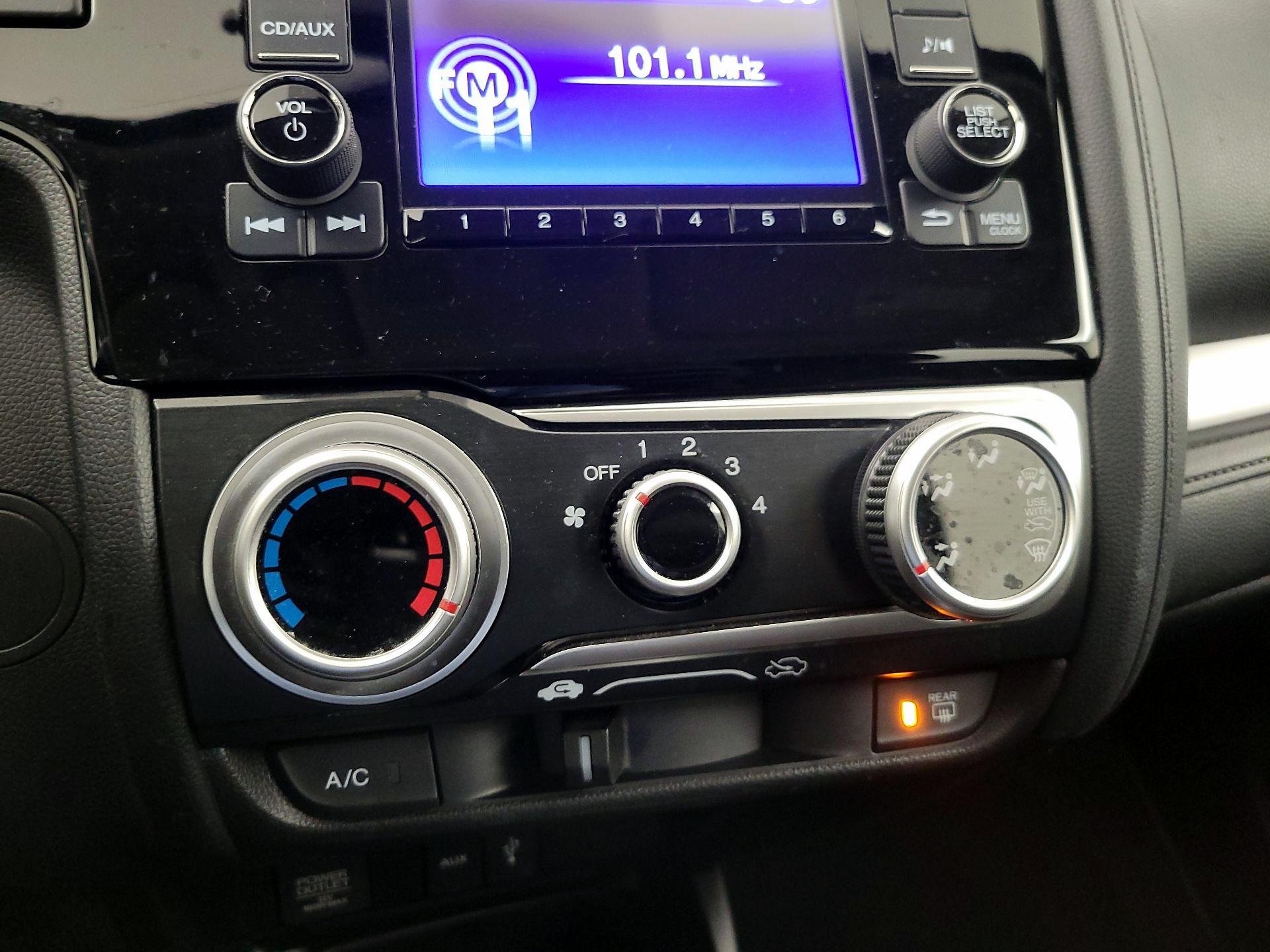 Thumbnail: 2015 Honda Fit - 16