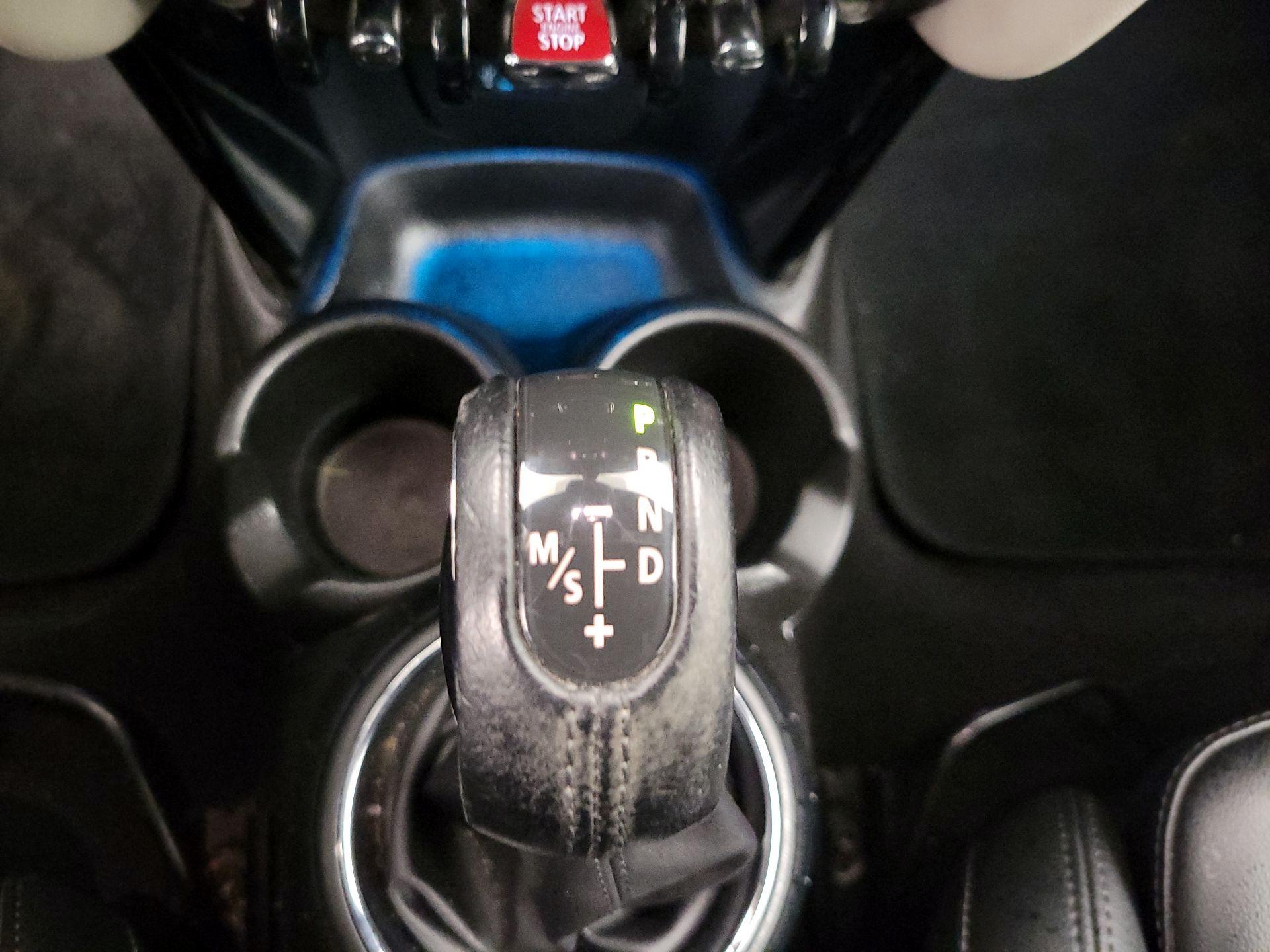 Thumbnail: 2017 MINI Cooper - 18