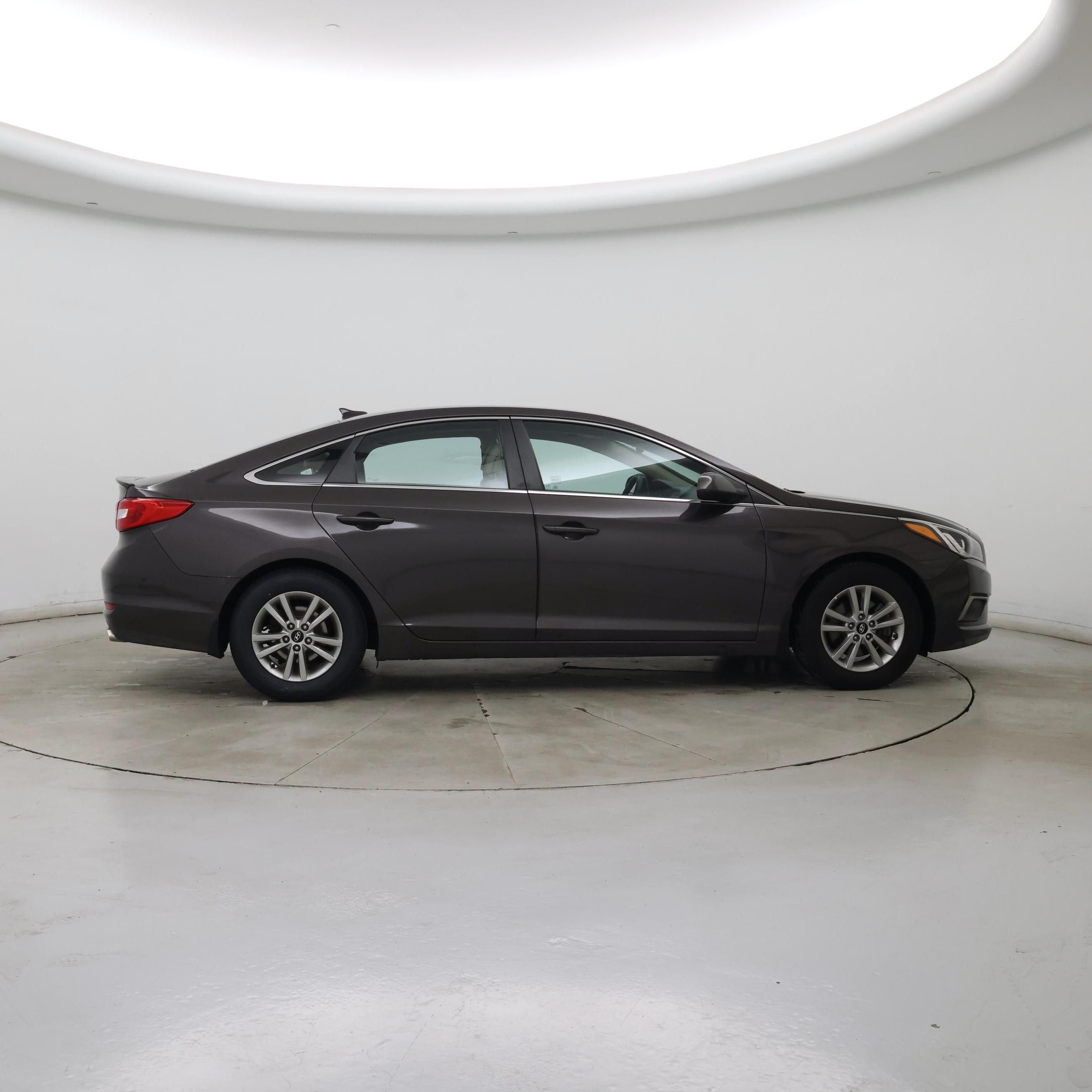 Thumbnail: 2017 Hyundai Sonata - 7