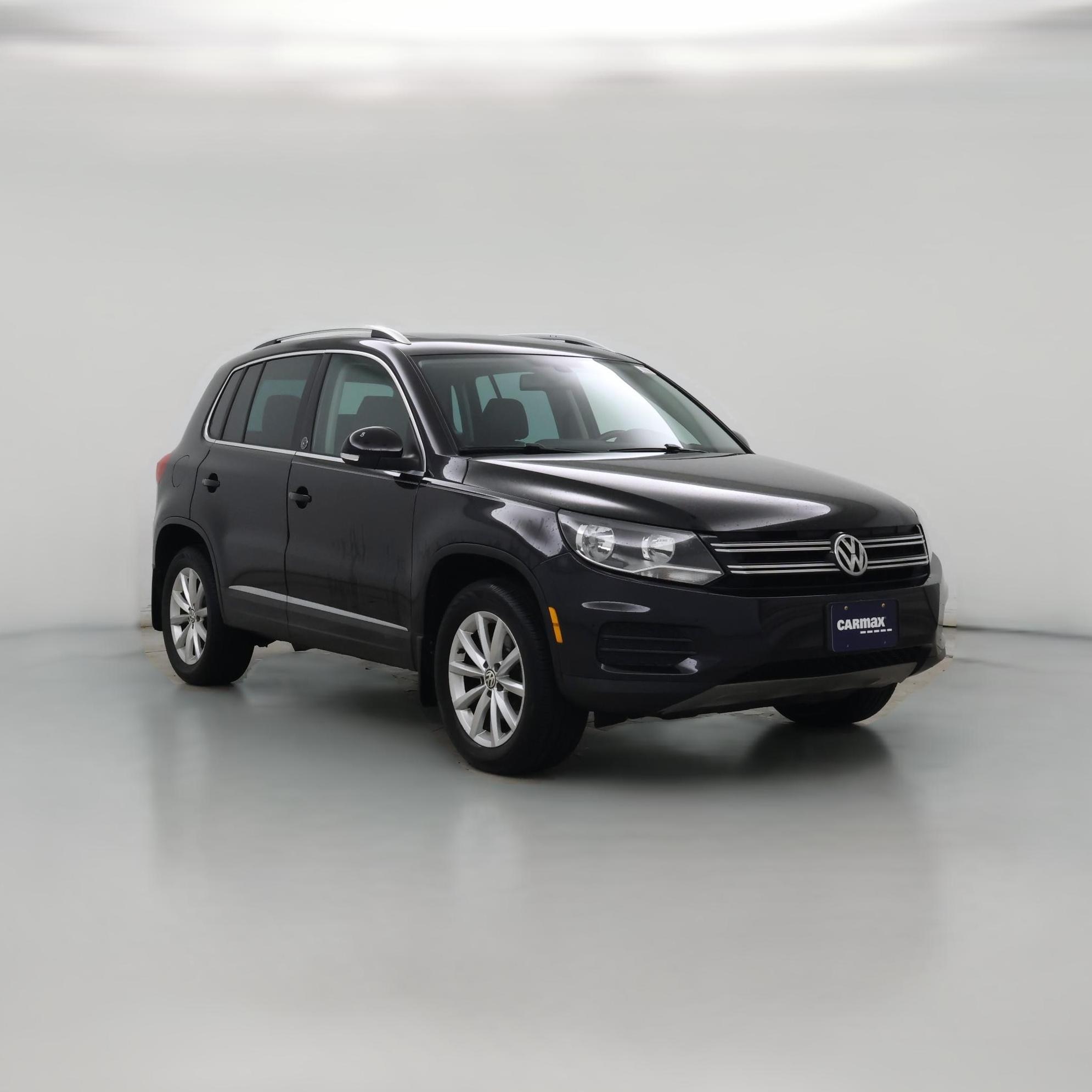 Thumbnail: 2017 Volkswagen Tiguan - 1