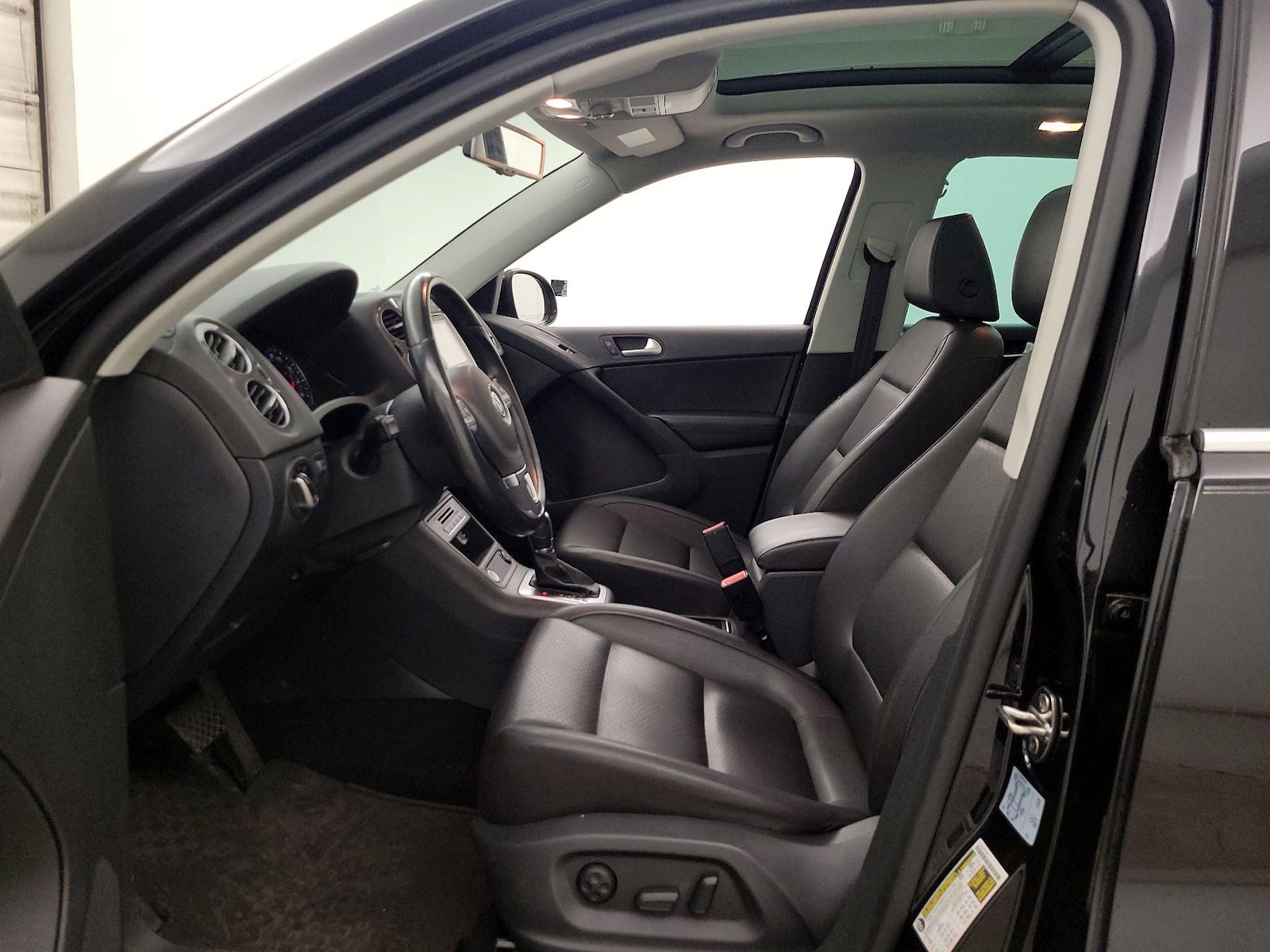 2017 Volkswagen Tiguan Wolfsburg Edition - Photo 12