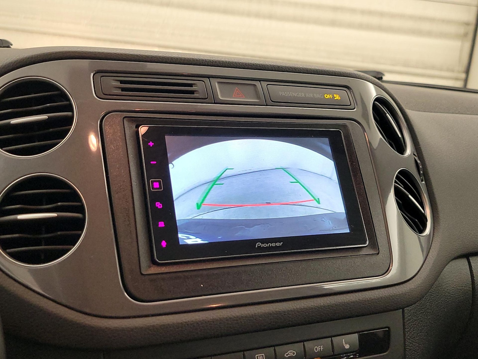 2017 Volkswagen Tiguan Wolfsburg Edition - Photo 15