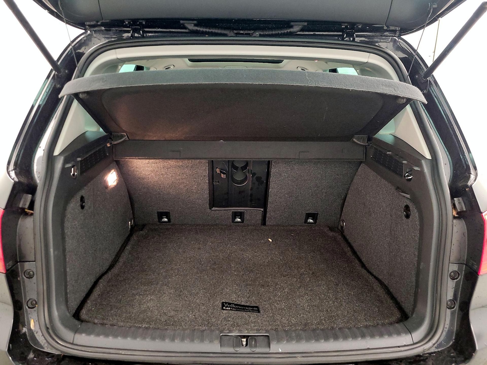 2017 Volkswagen Tiguan Wolfsburg Edition - Photo 22