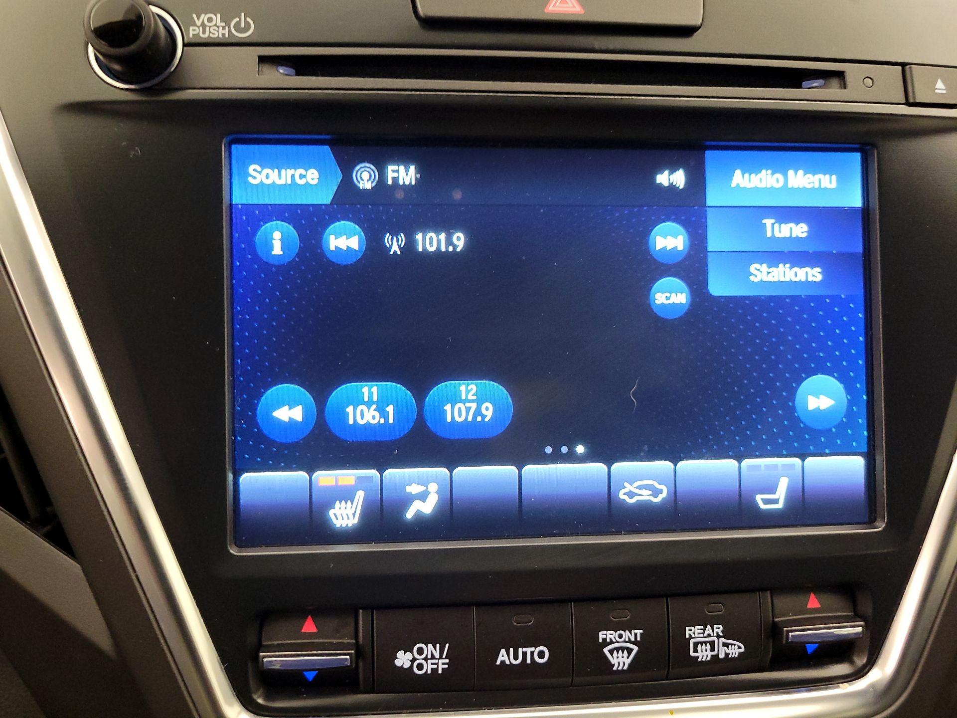 Thumbnail: 2020 Acura MDX - 15