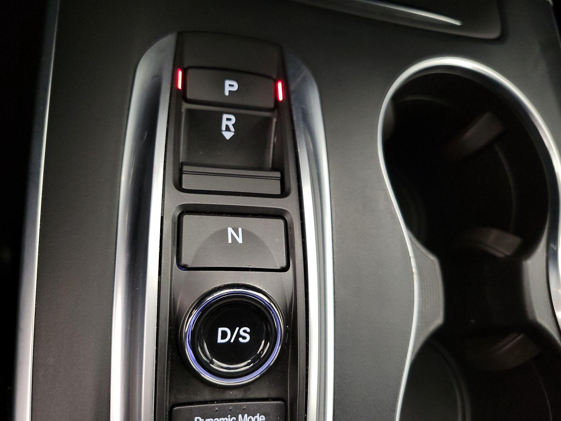 Thumbnail: 2020 Acura MDX - 17