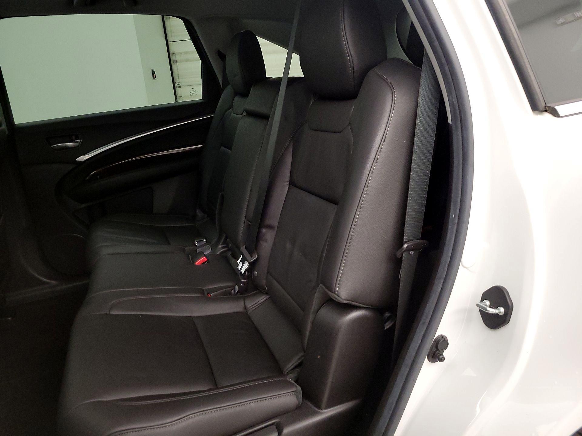 Thumbnail: 2020 Acura MDX - 20