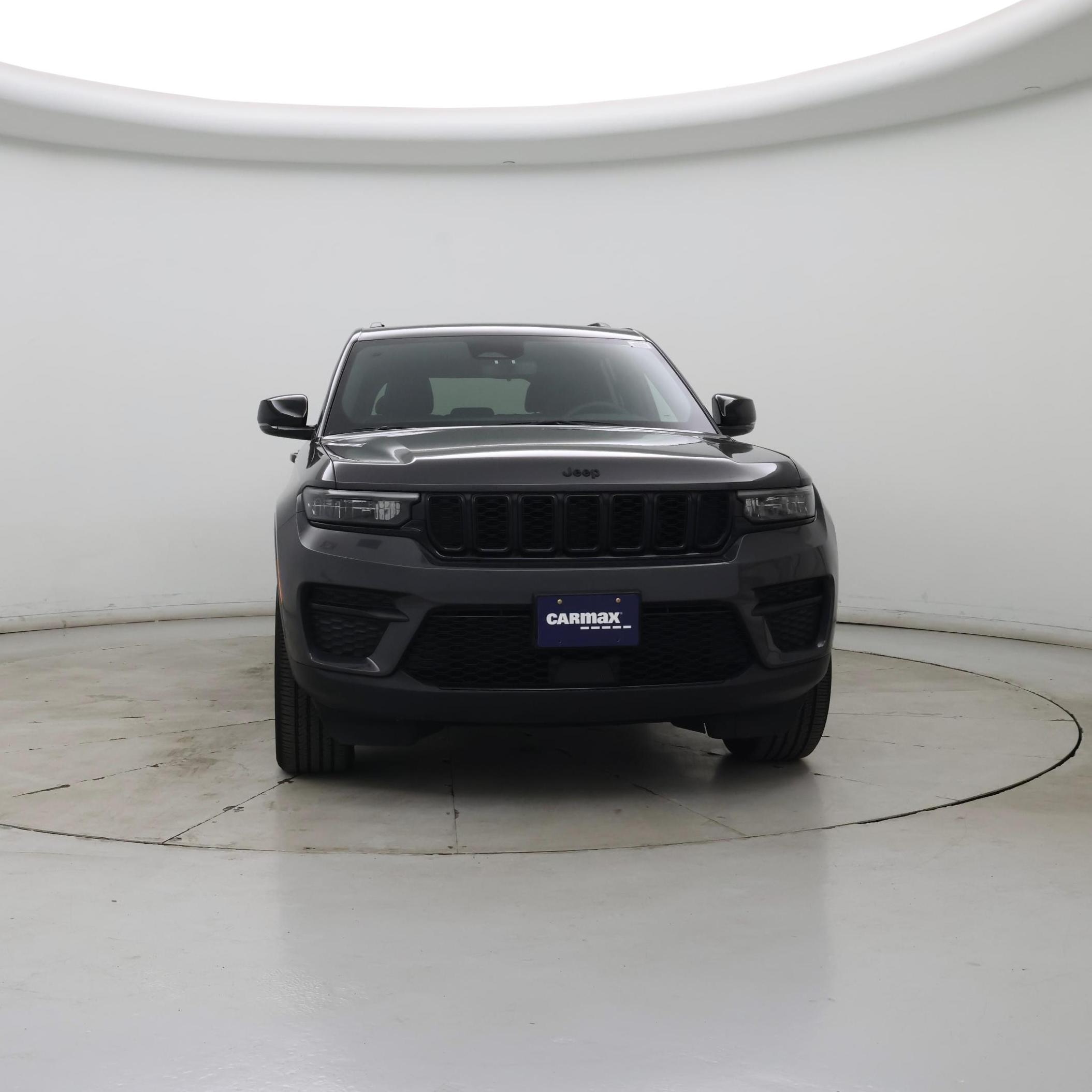 Thumbnail: 2023 Jeep Grand Cherokee - 5