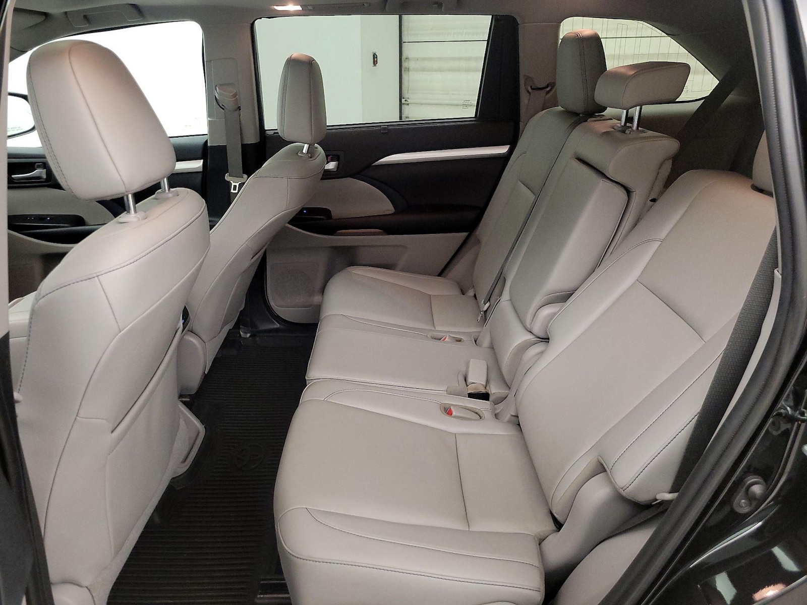 Rear Air Conditioning