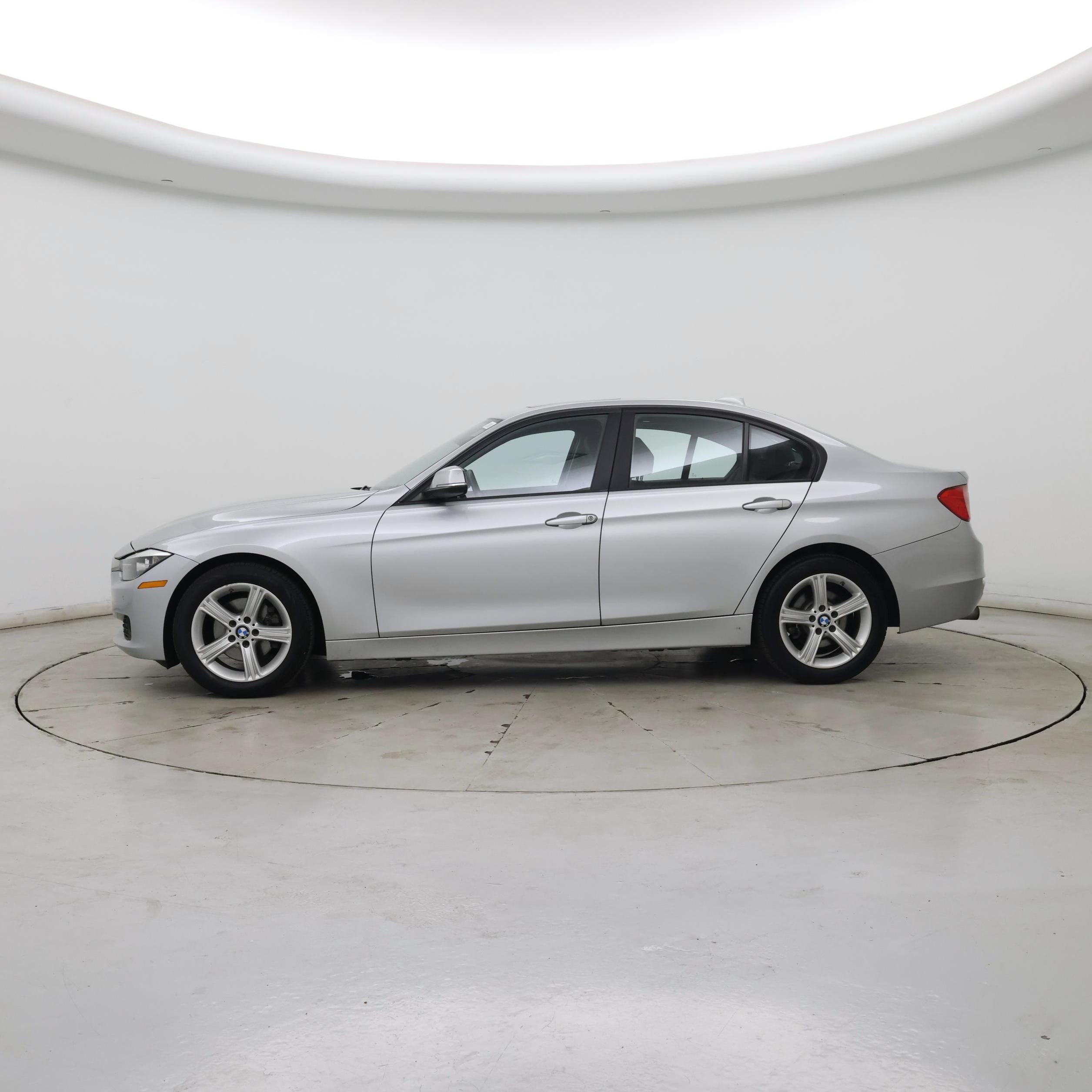 Thumbnail: 2014 BMW 3 Series - 3